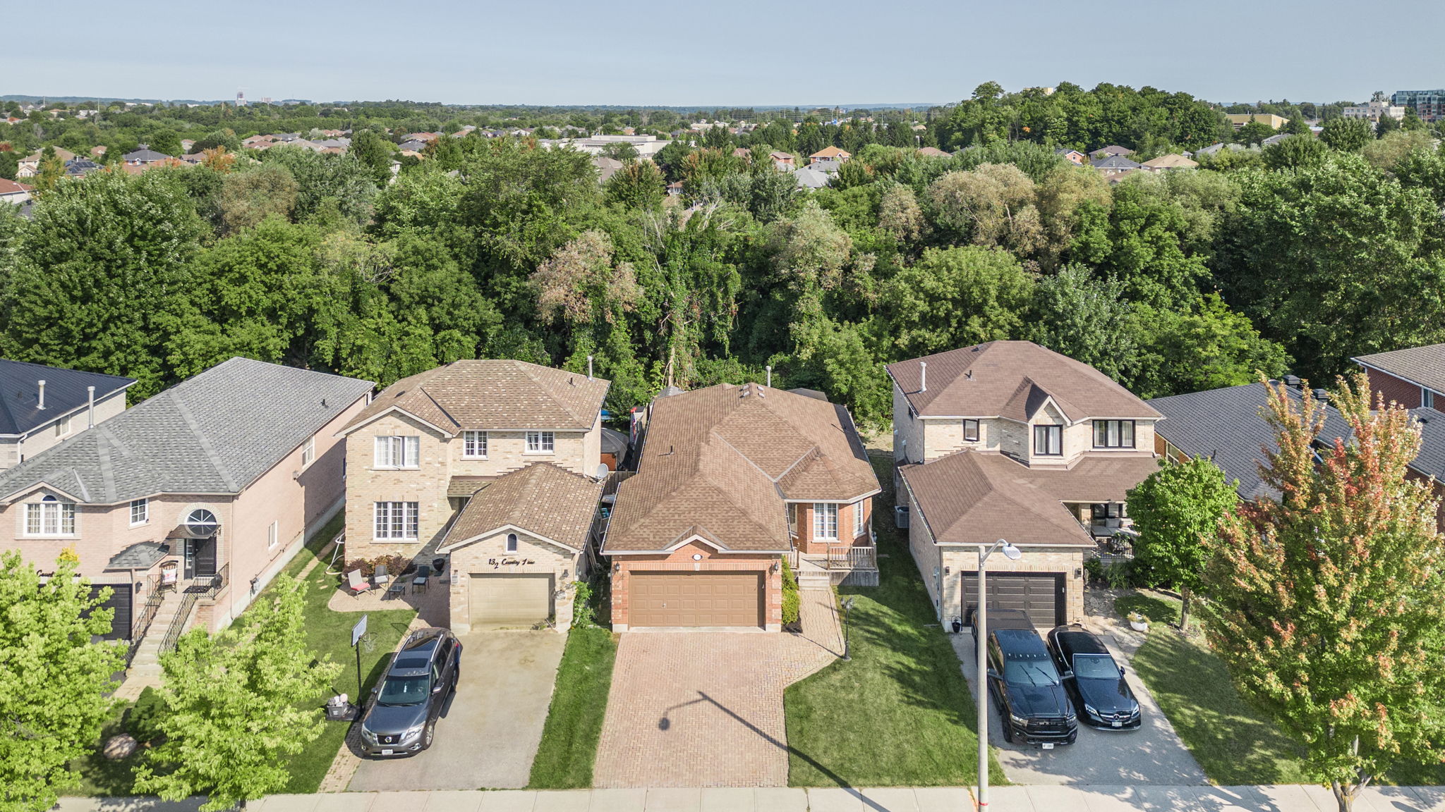 134 Country Lane, Barrie