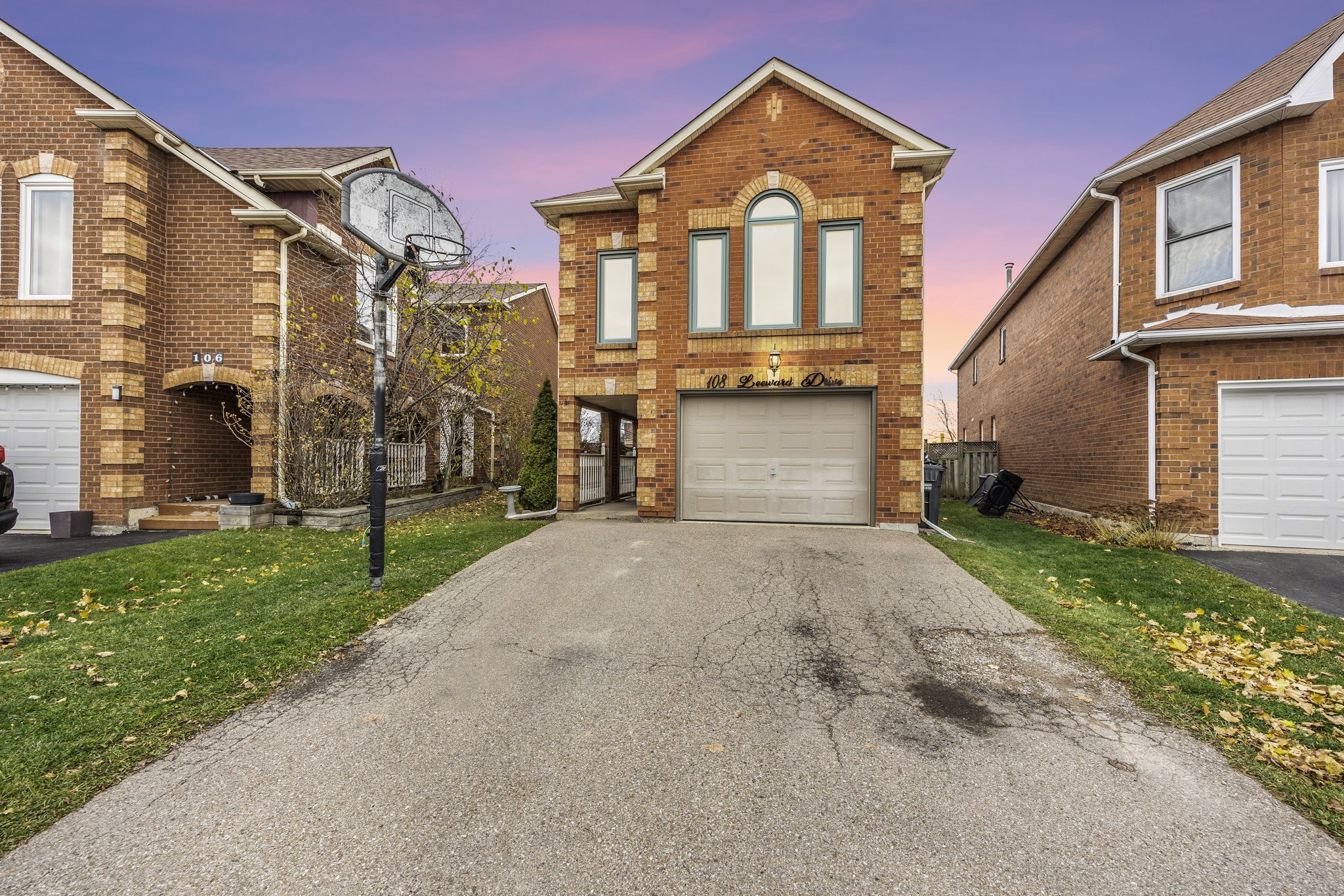 108 Leeward Drive, Brampton