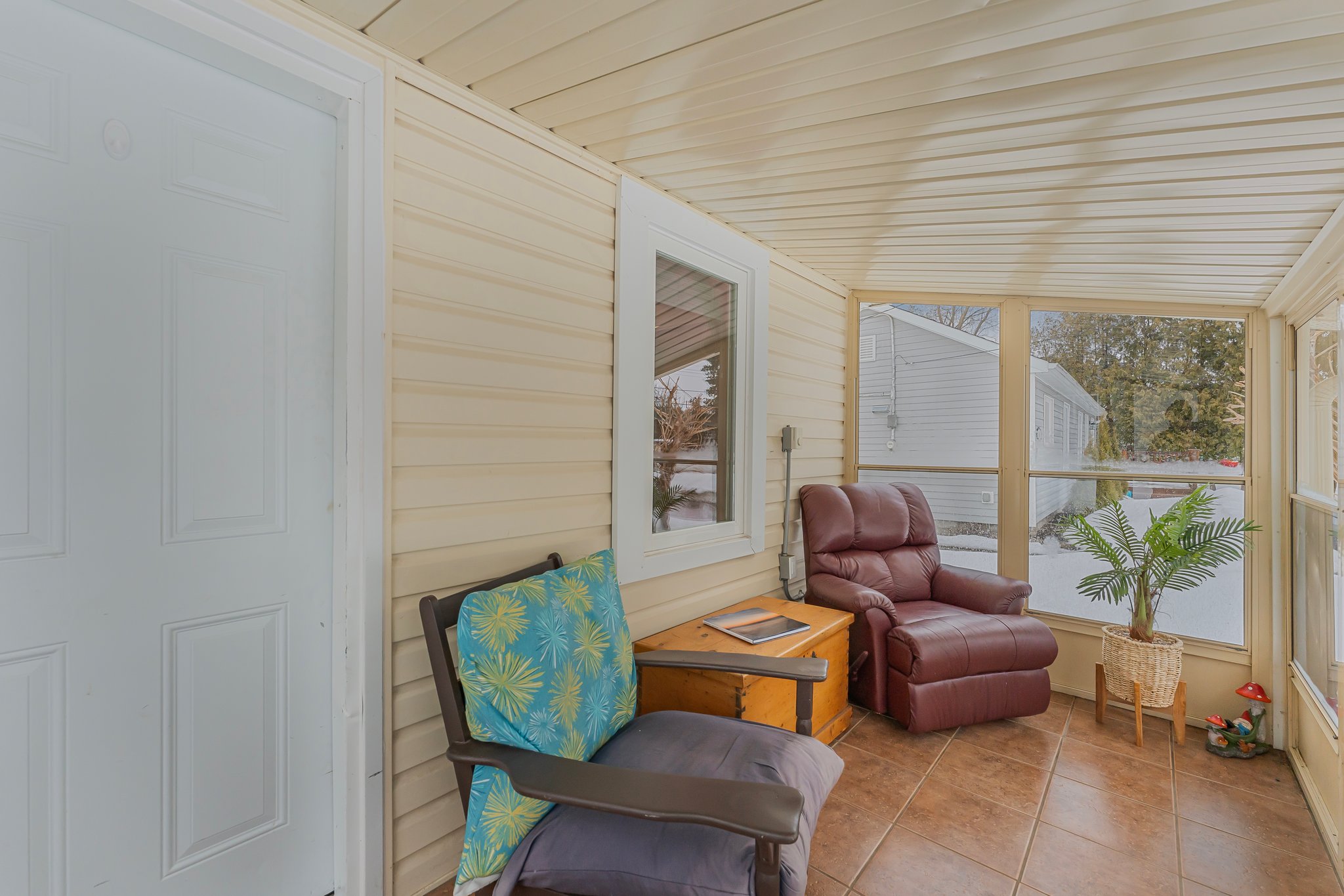 90 Riveredge Drive (24)