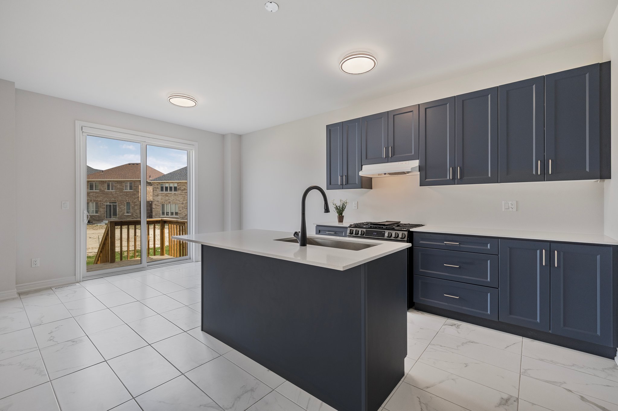 15 Sam Battaglia Crescent (21)