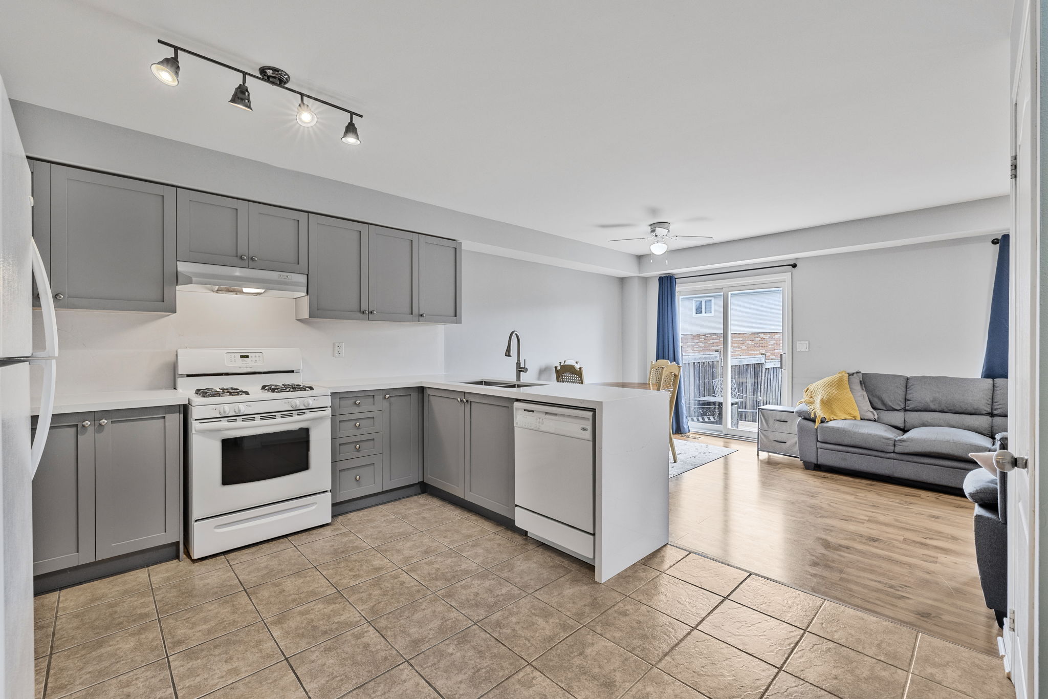 1765 Lamstone Street (10)