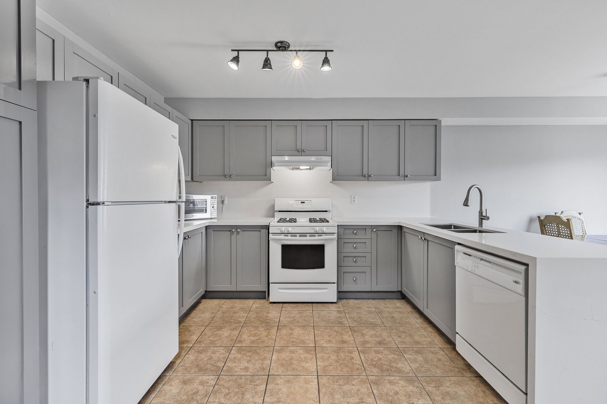 1765 Lamstone Street (12)