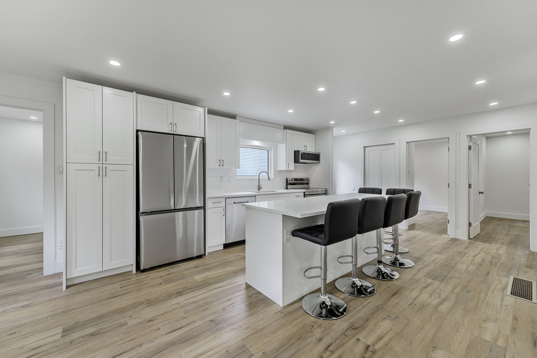 3246 Beach Avenue (13)