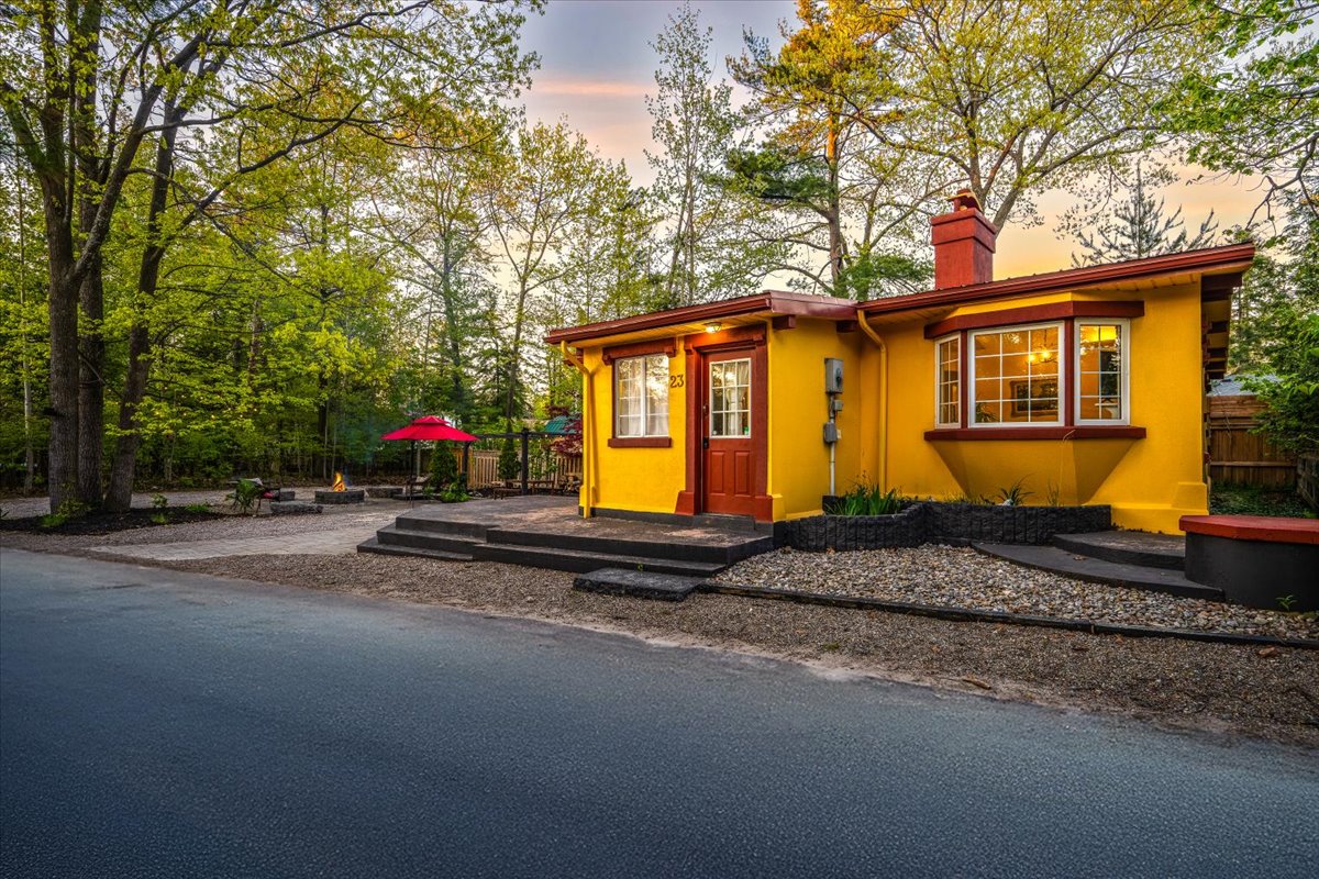 23 Pops Lane, Wasaga Beach