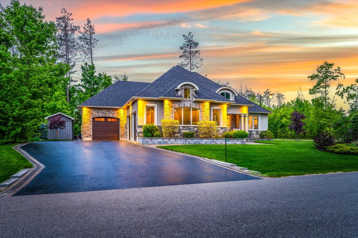 19 Timber Wolf Trail, Springwater