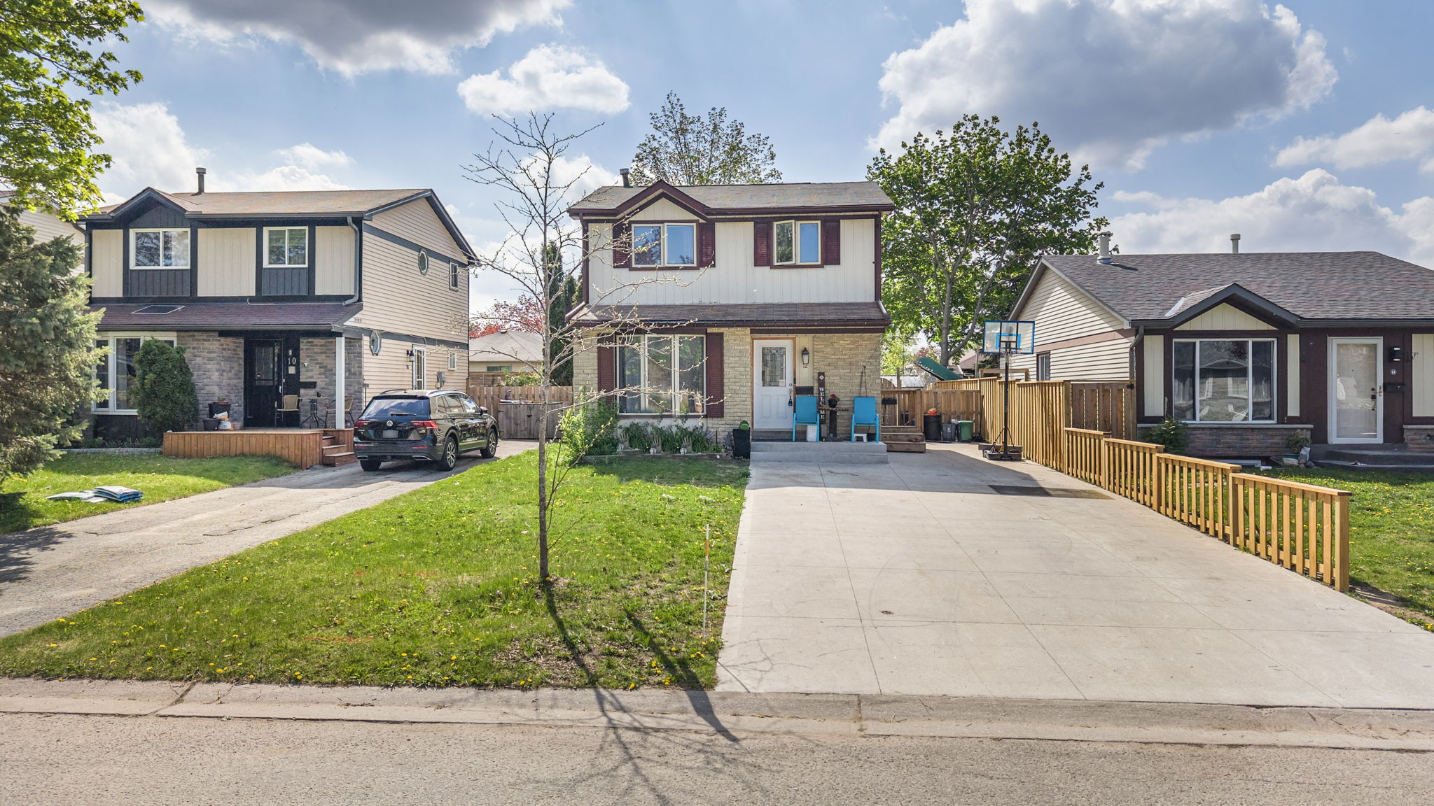 12 Bronte Cres, Barrie