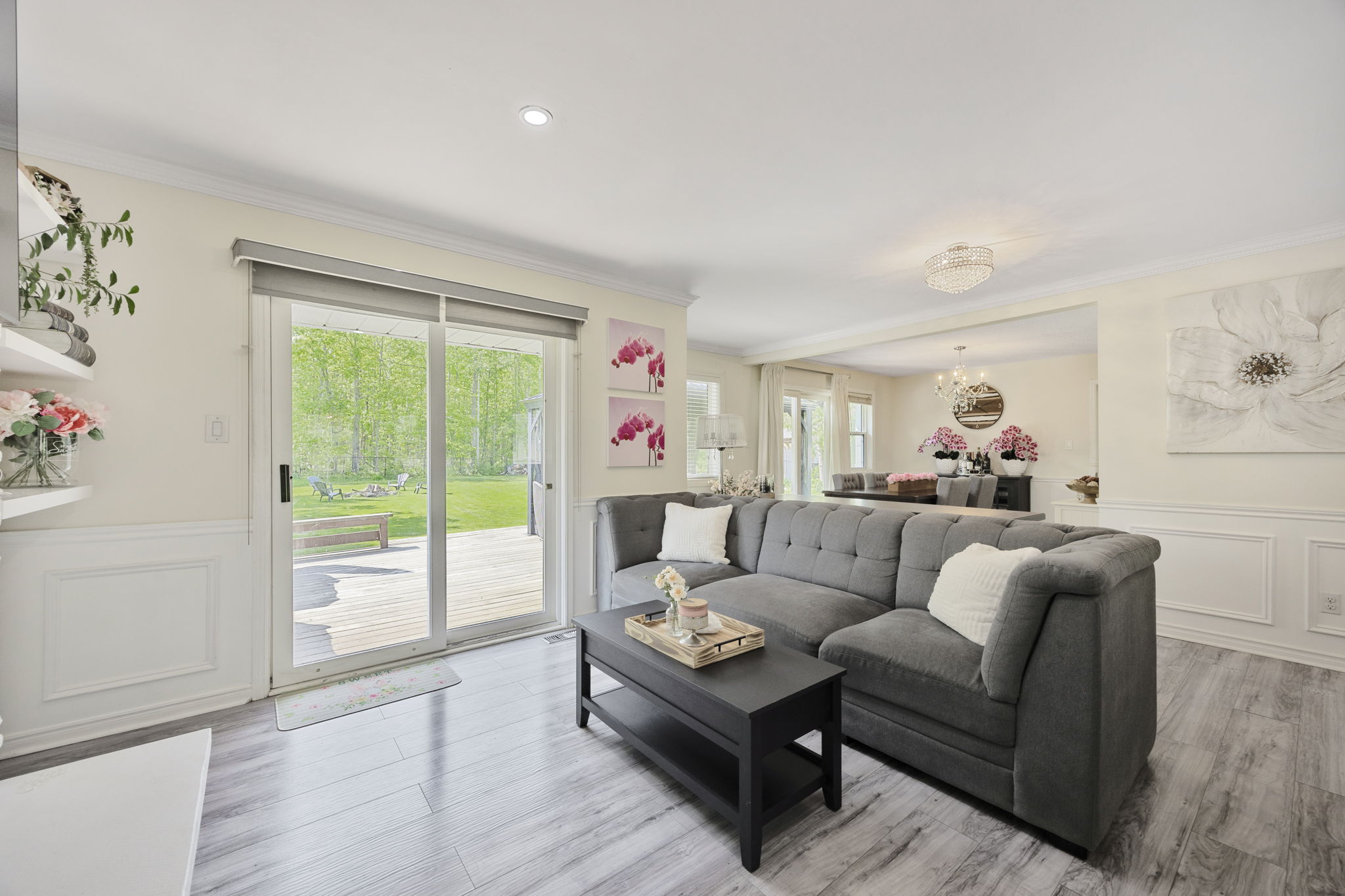 2330 Lakeshore Road E (13)