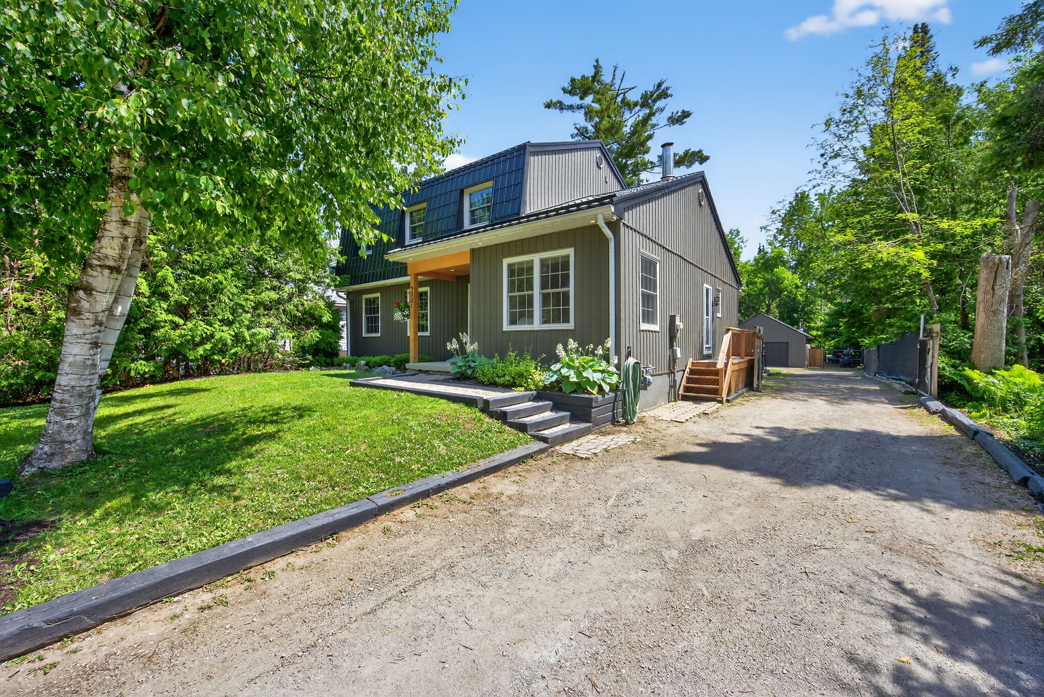 3221 Oak St, Innisfil