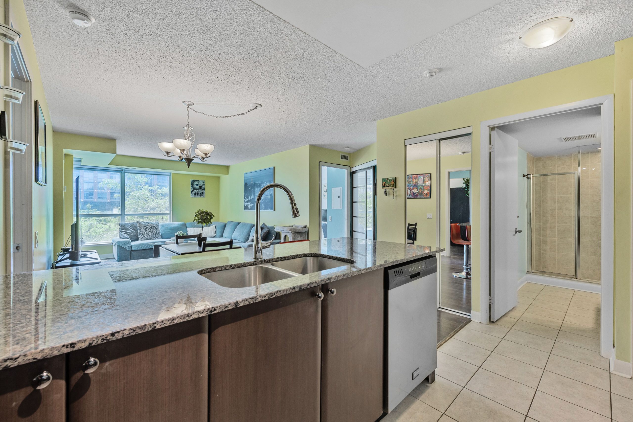 332-525 Wilson Avenue (11)