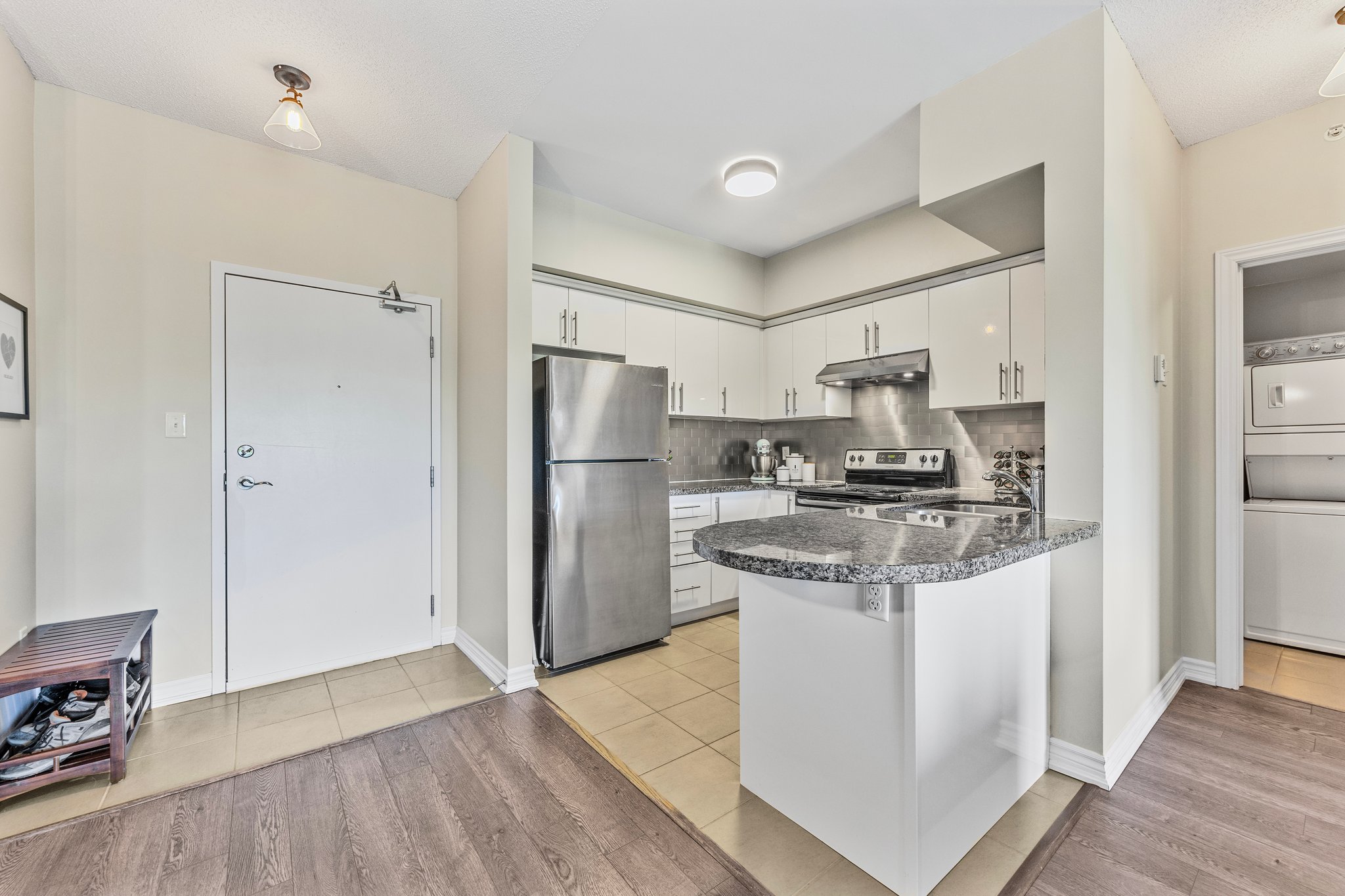 407-40 Ferndale Drive S (8)