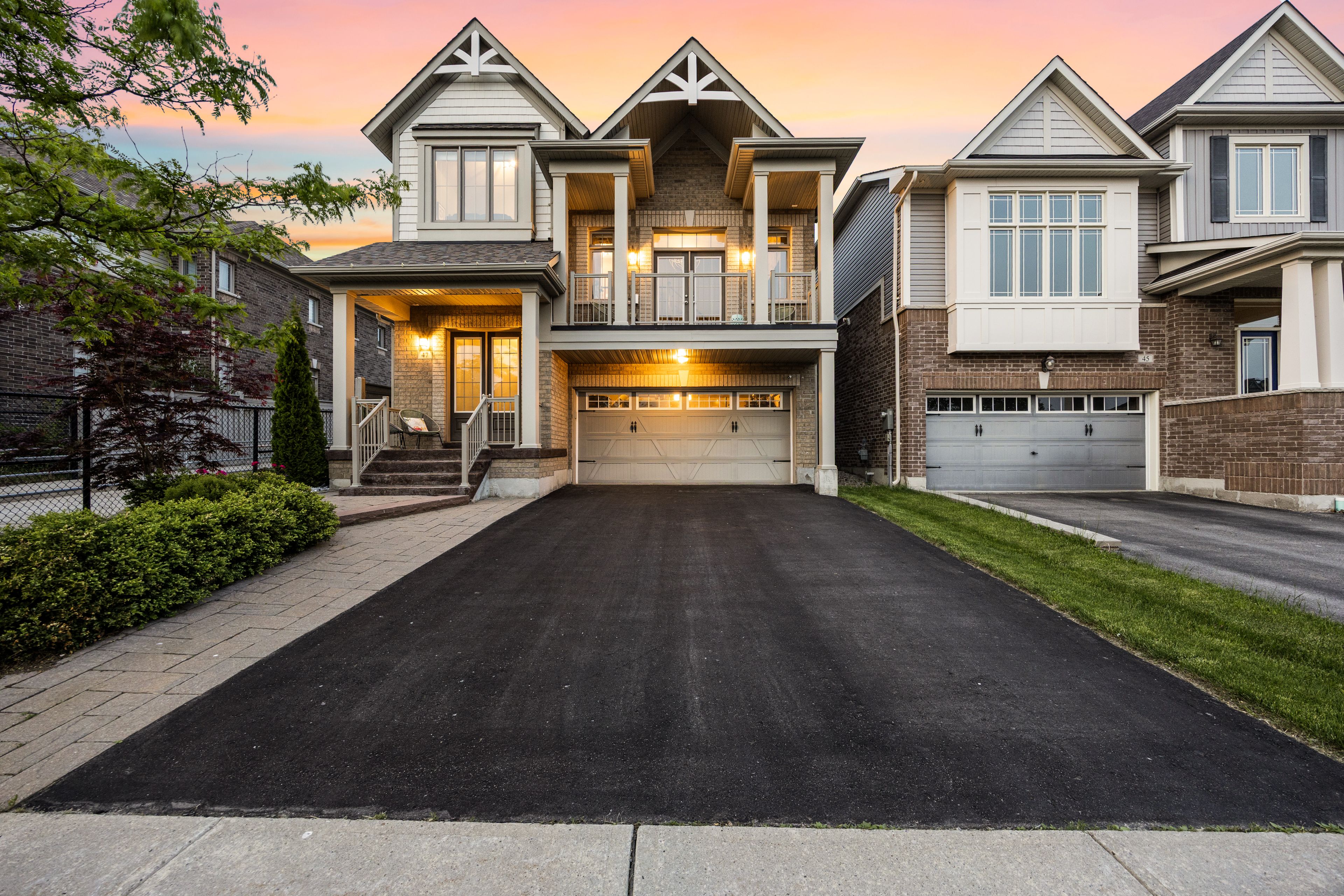 47 Kennedy Blvd, New Tecumseth