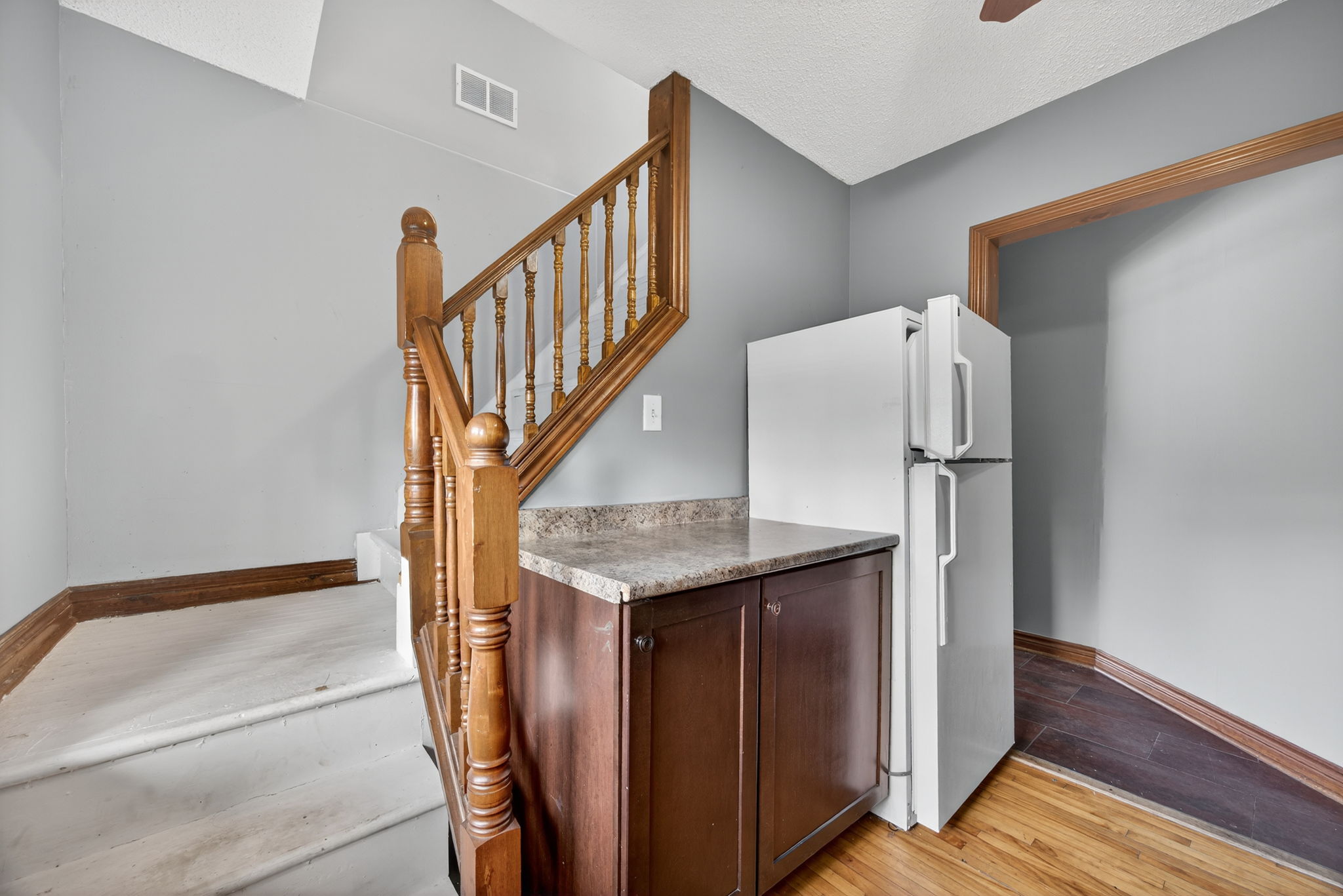 114 Burton Avenue_110