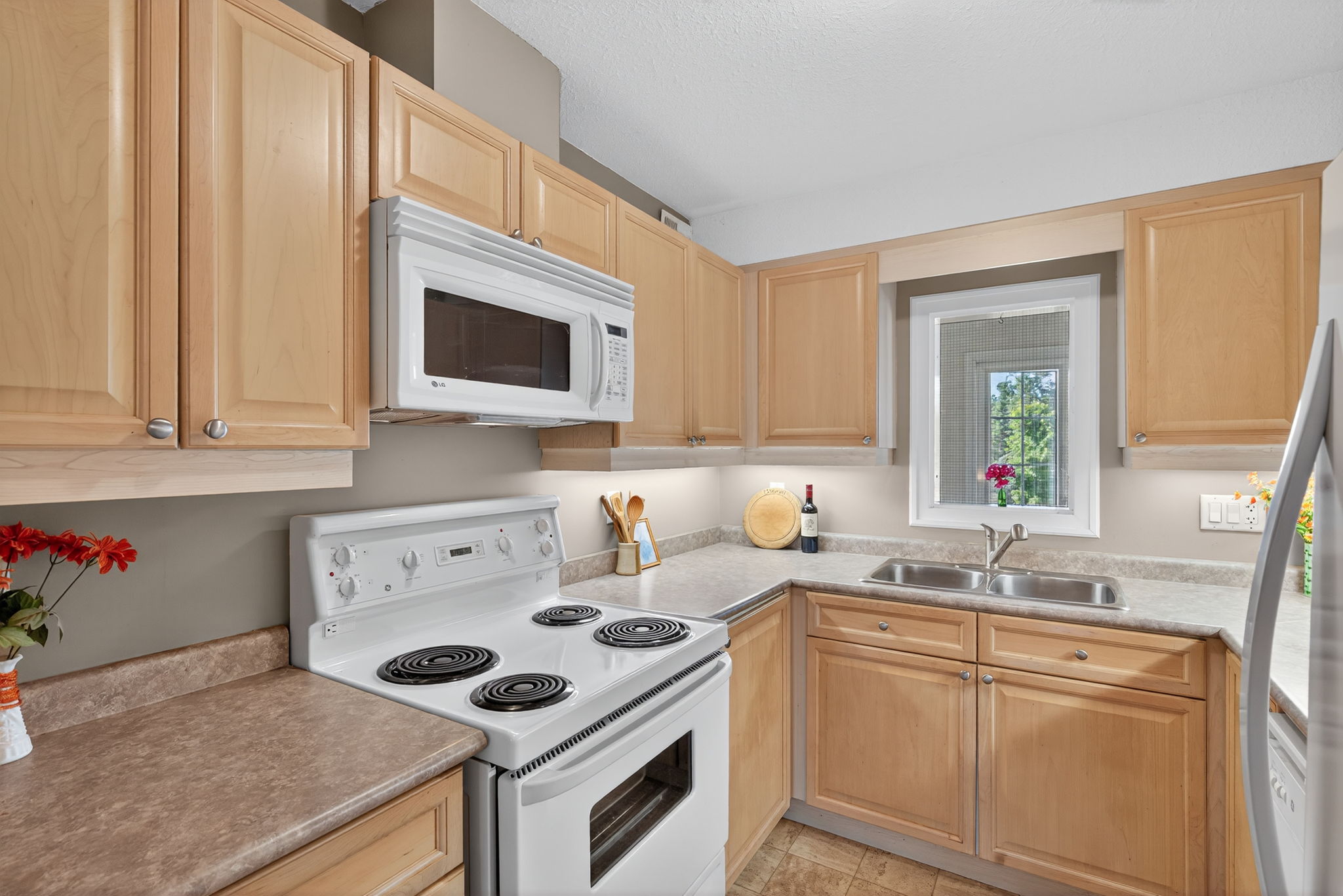 10-222 Steel Street_112