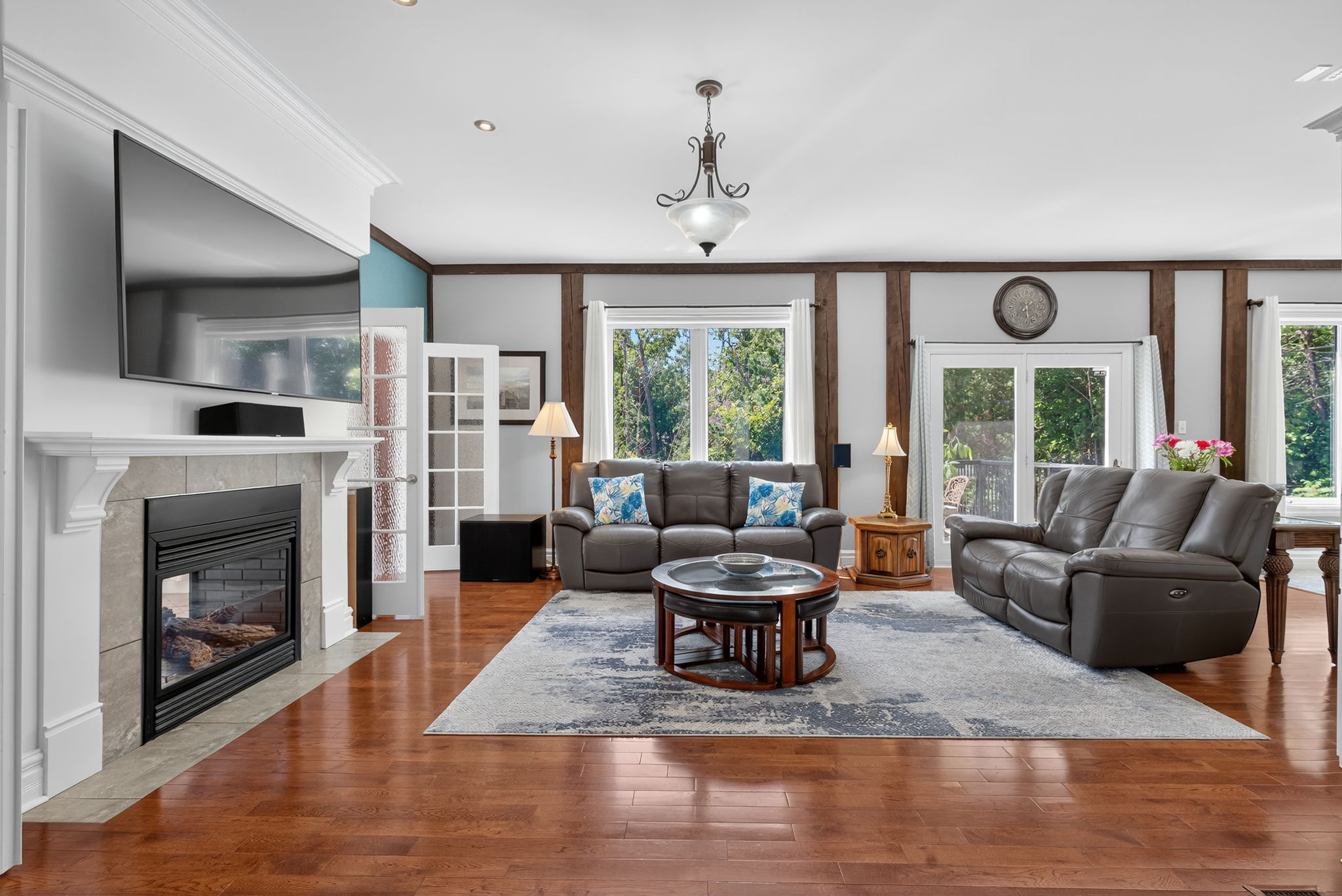2 Mariposa Crescent_126