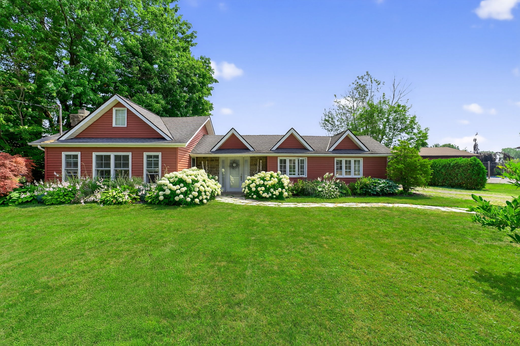 44 Pleasant Avenue S_103e