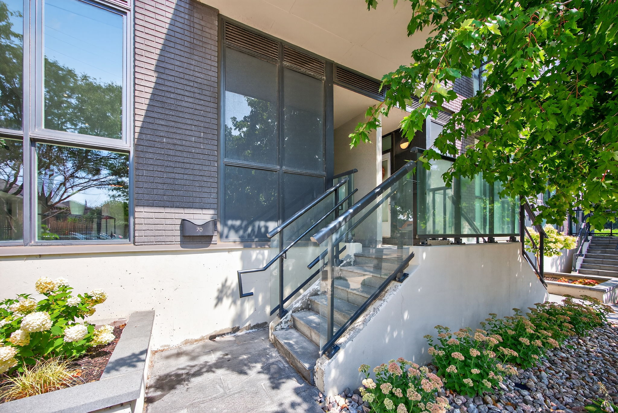 70 Lanark Avenue_111