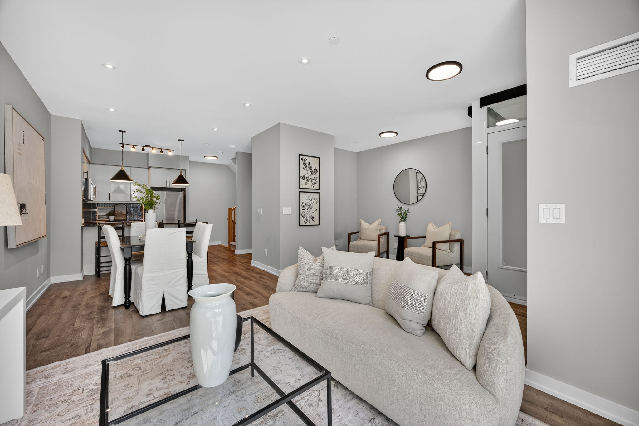70 Lanark Avenue_120