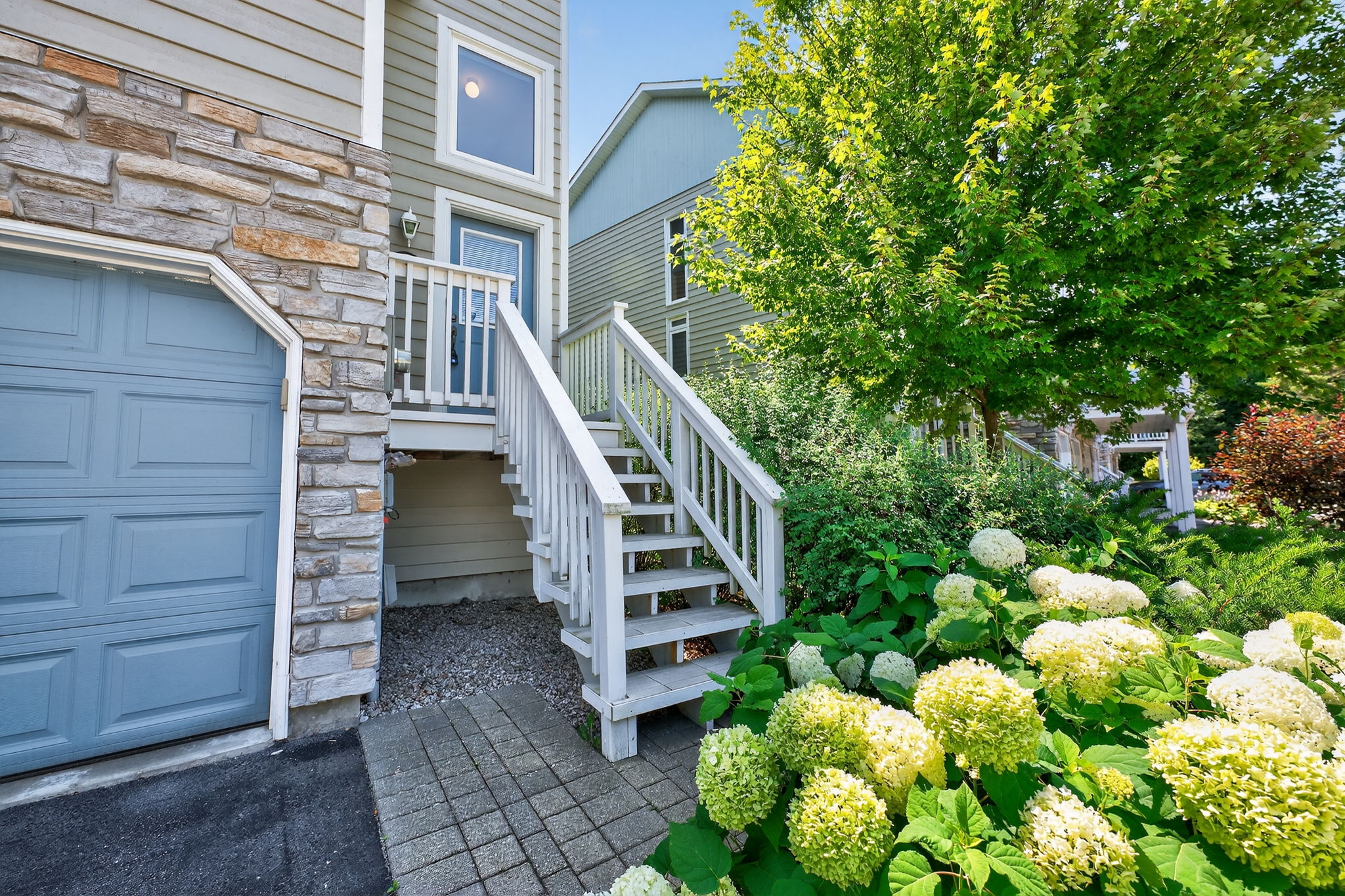 912 Creekfront Way_103