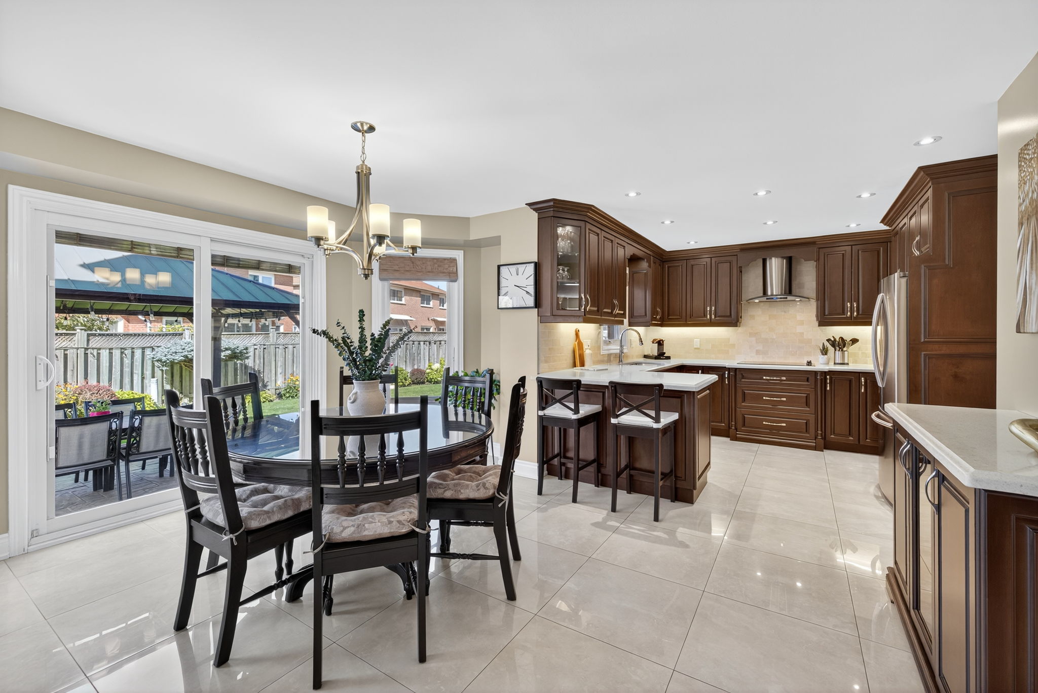 114 Sweetbriar Court_INT_113