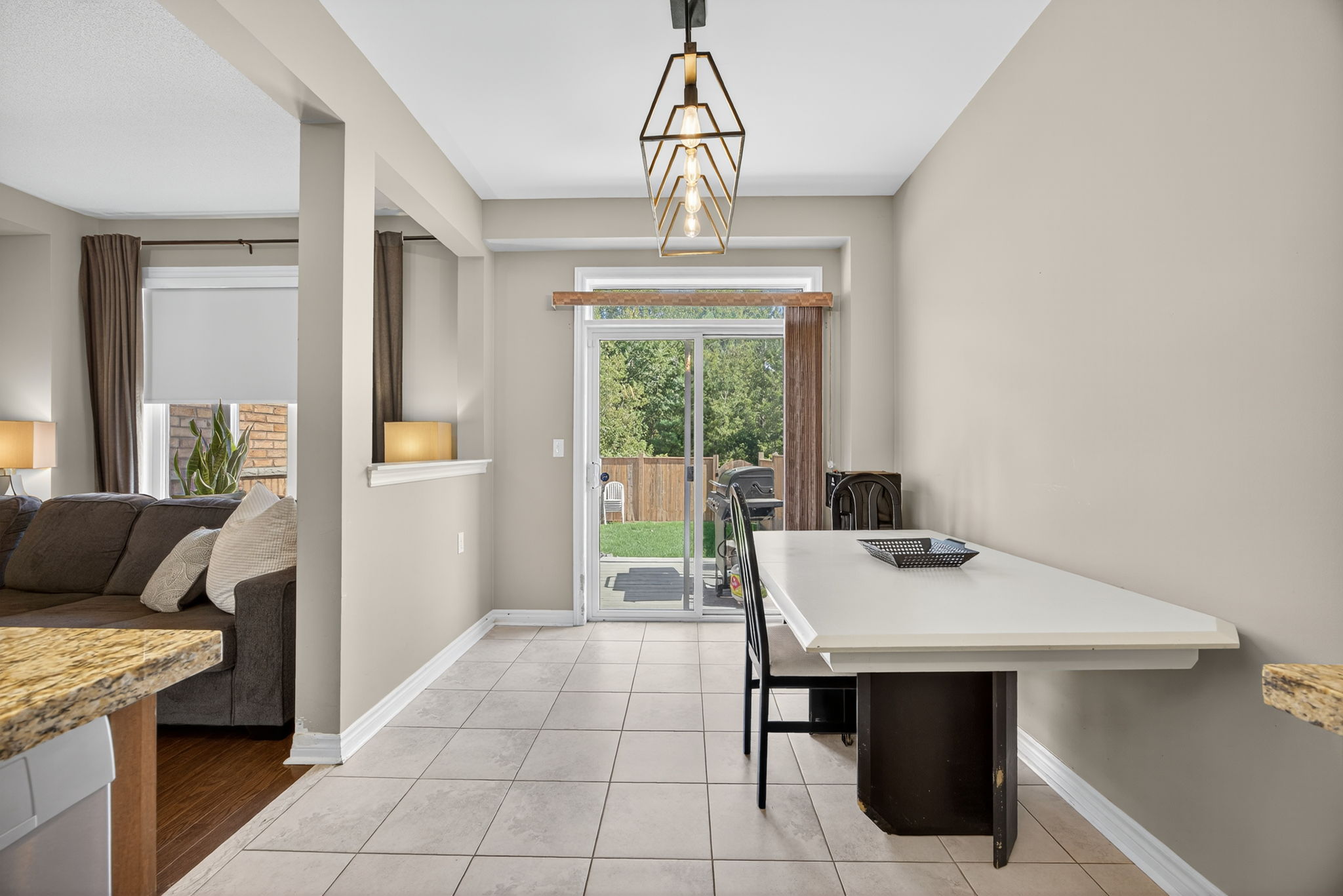 115 Collier Crescent_111