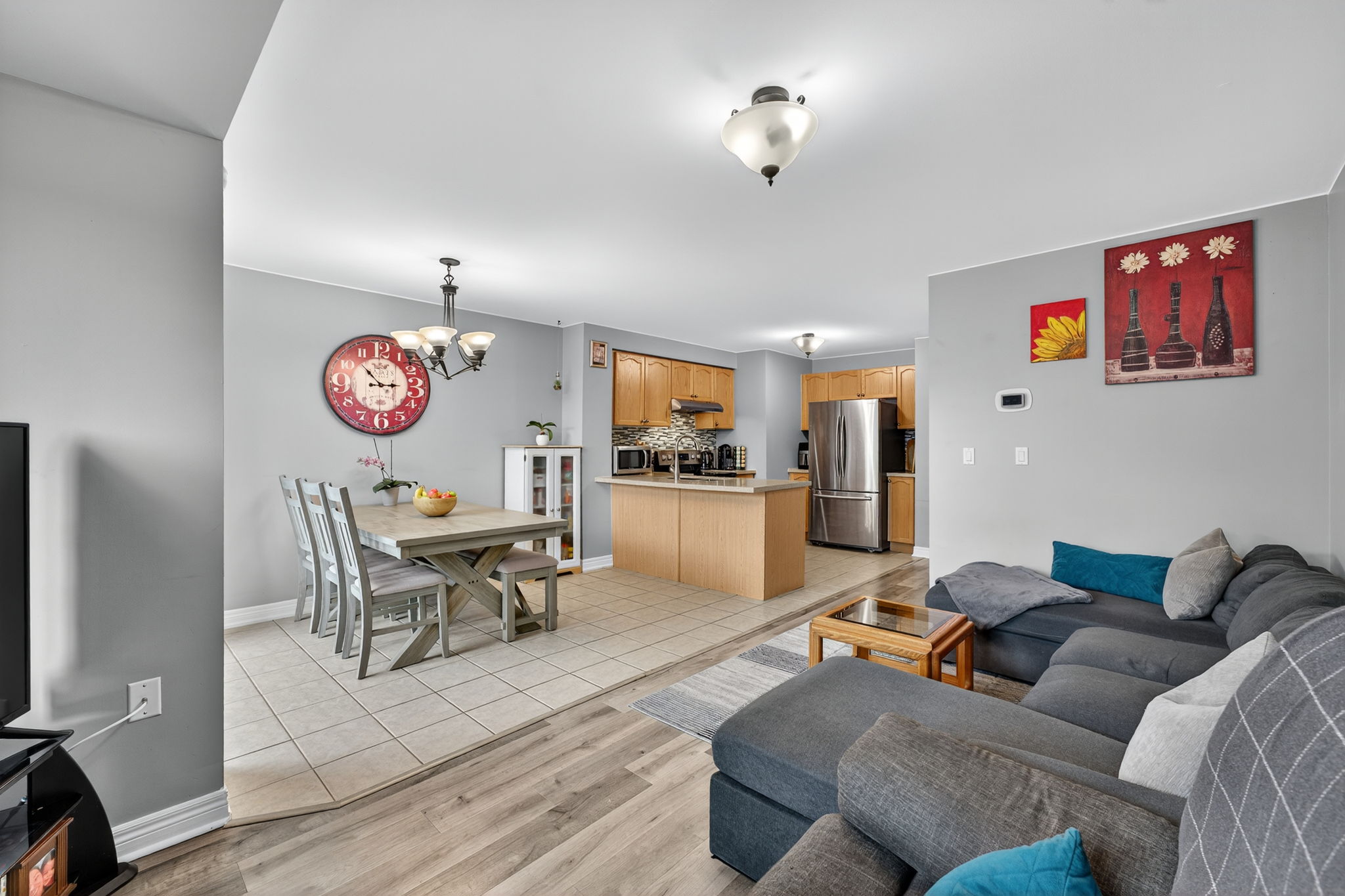 1182 Booth Avenue_115