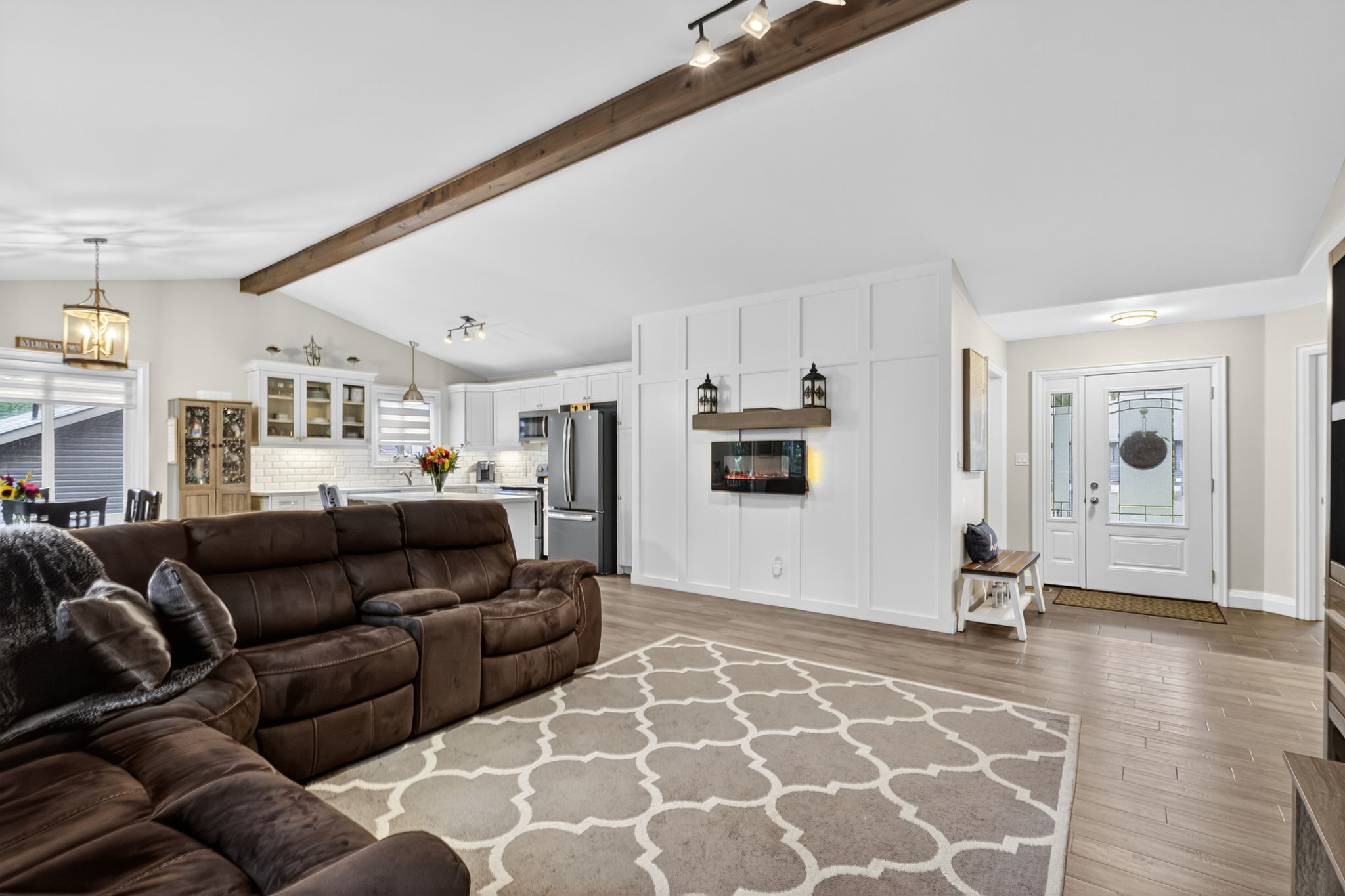 202 Vel Dor Crescent_109
