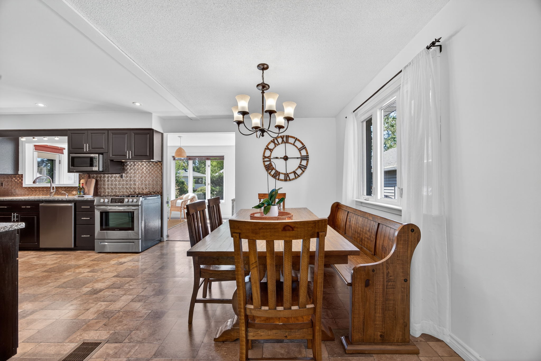 209 Newholme Circle_114
