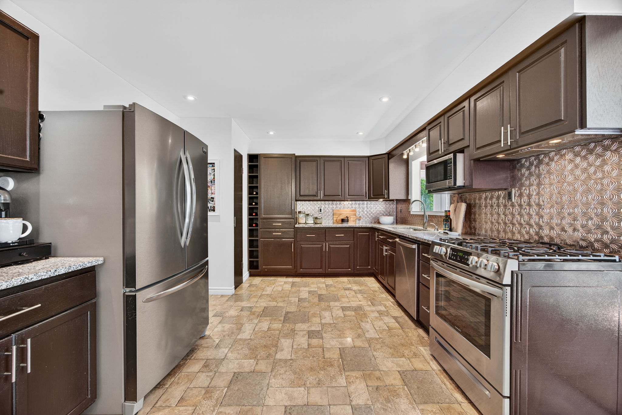 209 Newholme Circle_120