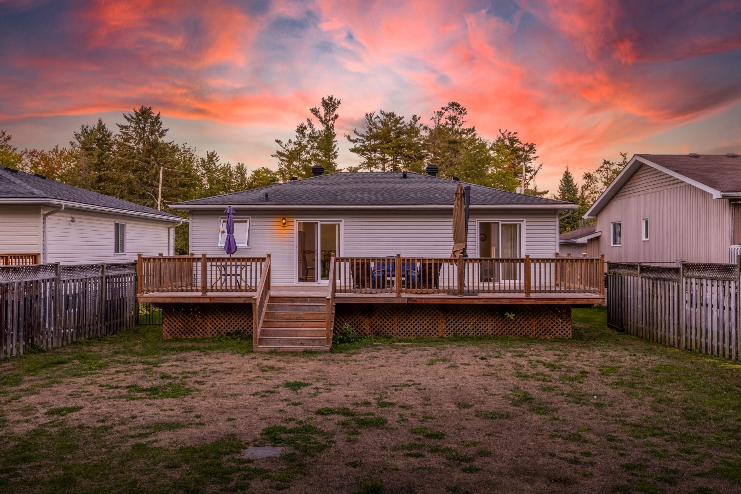 2446 Ralph Street – TWILIGHTS-102