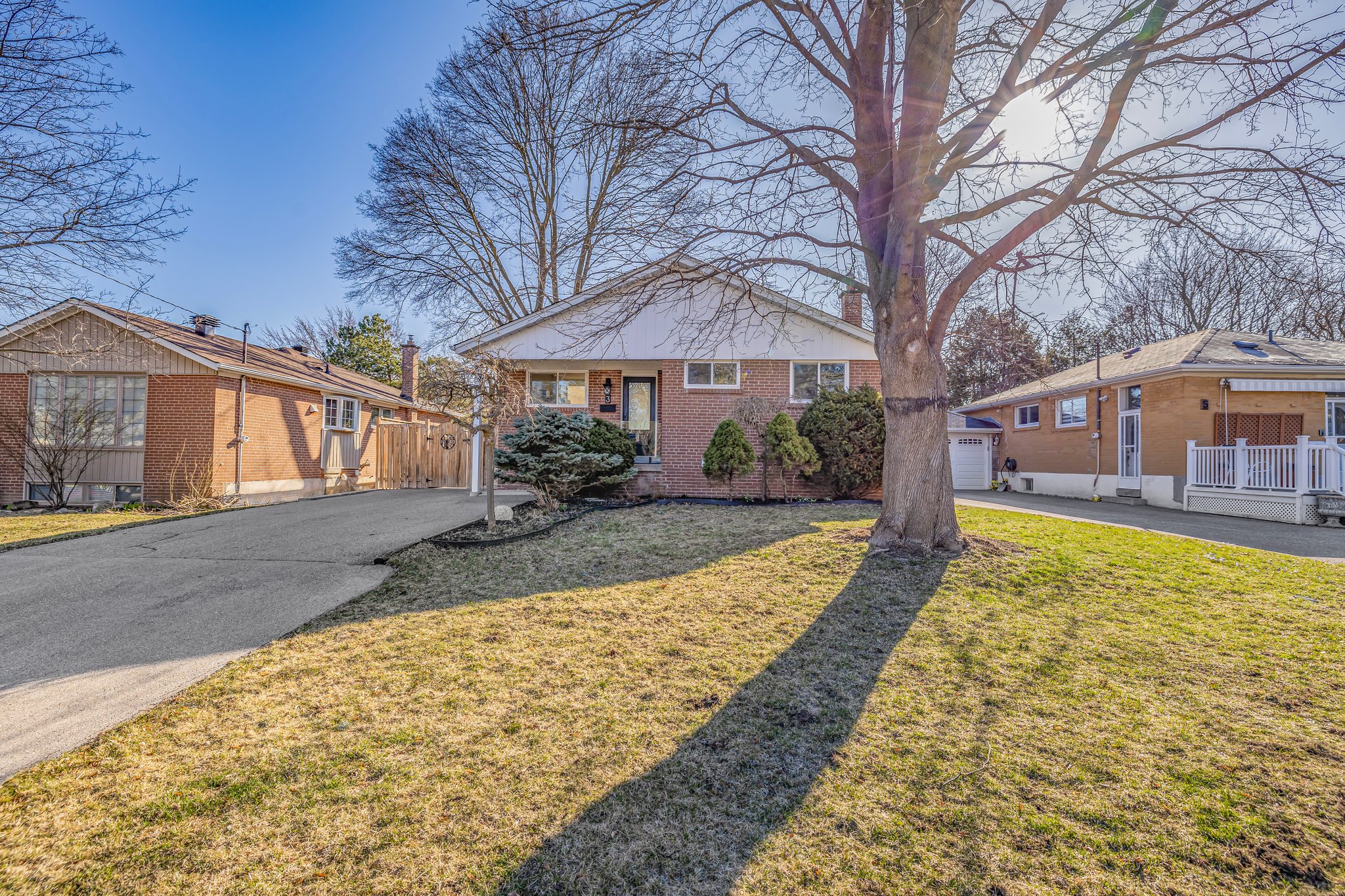 3 Davidson Rd, Aurora