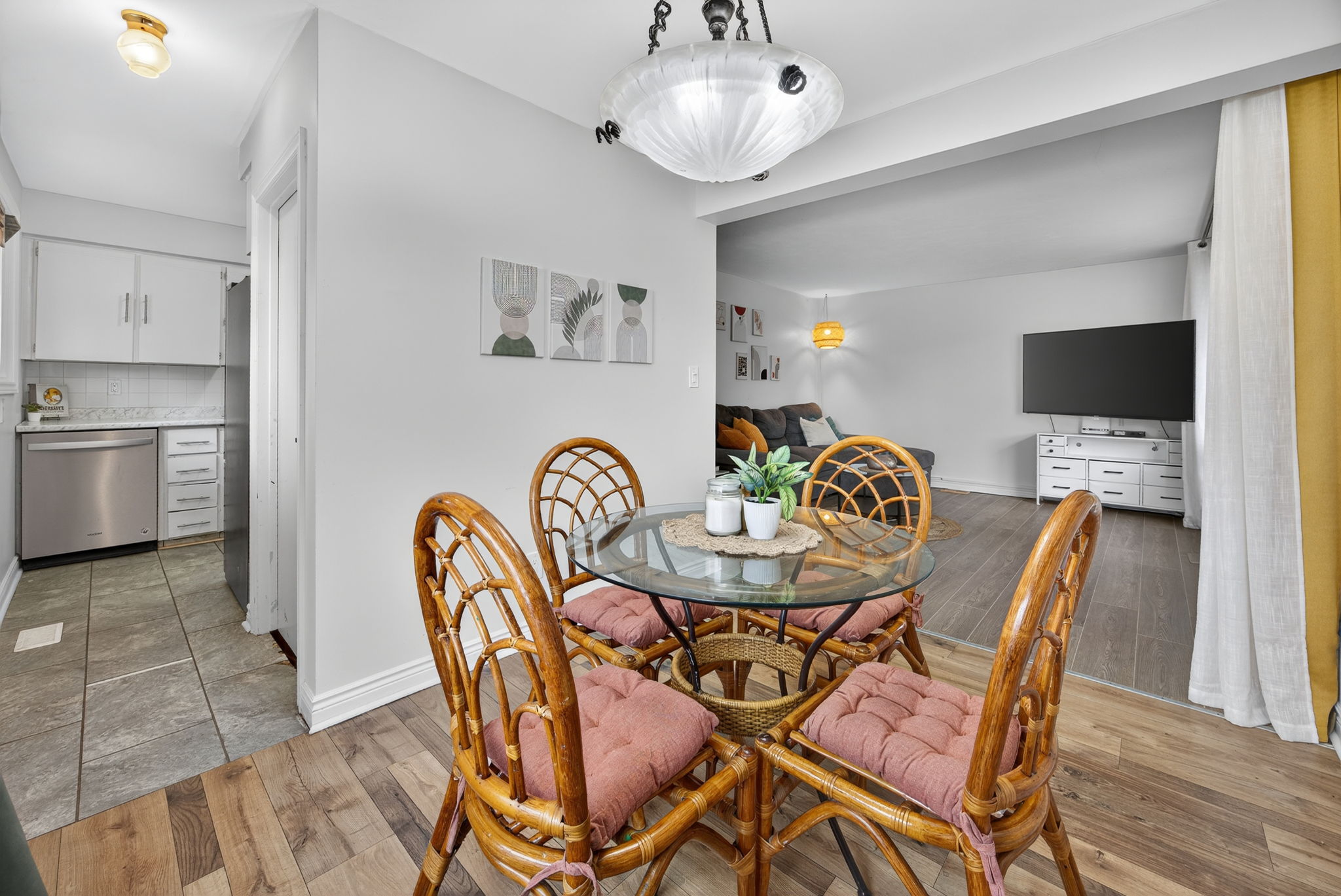 67 Simcoe Street_112