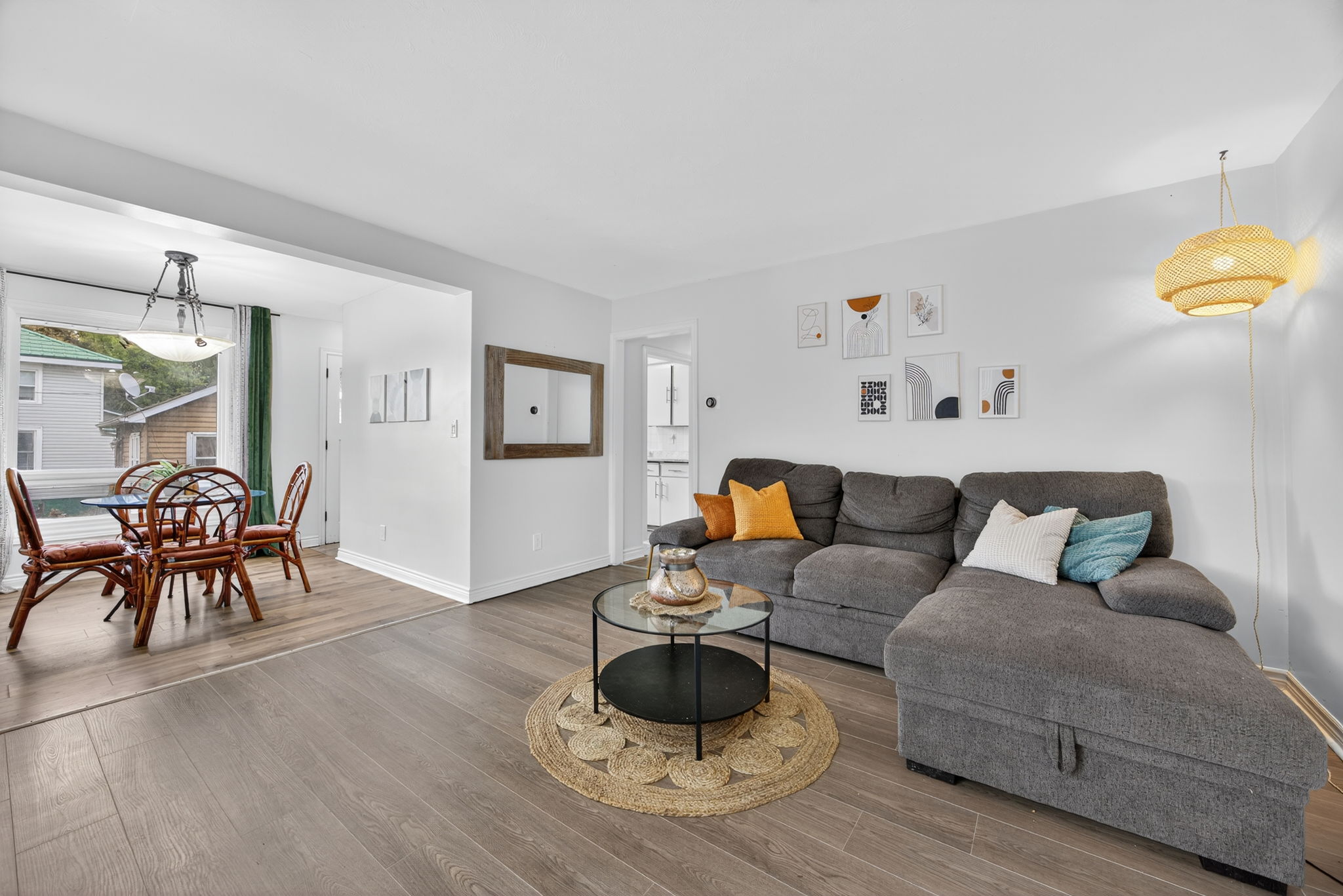 67 Simcoe Street_115