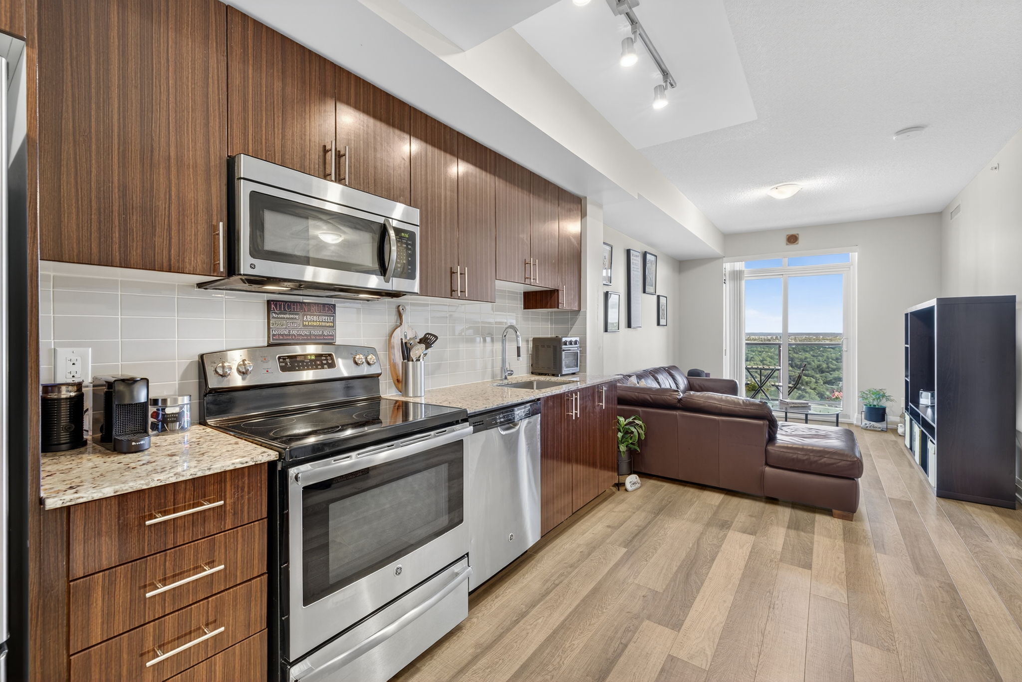 7171 Yonge Street 2105_109