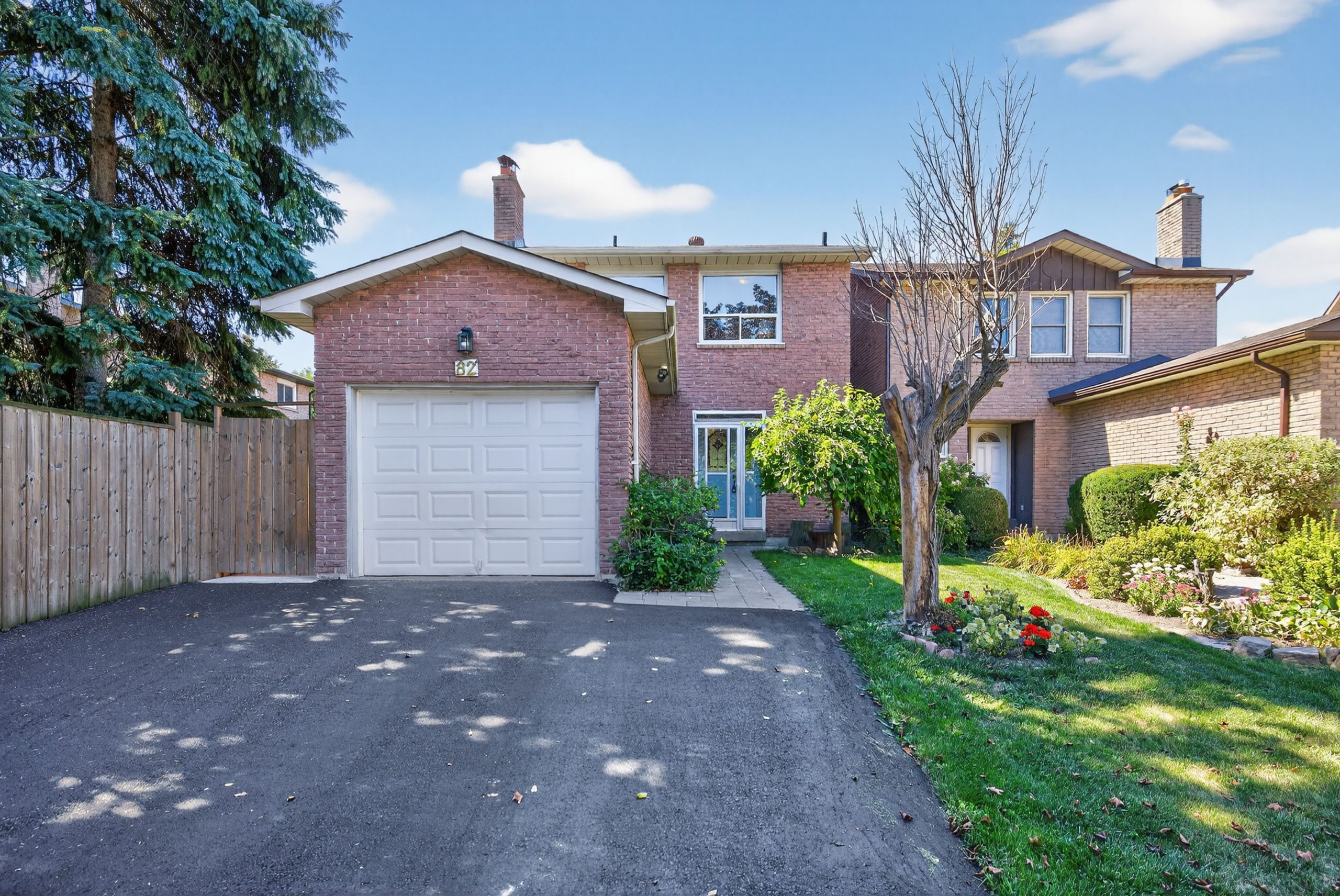 82 Lilac Avenue_102