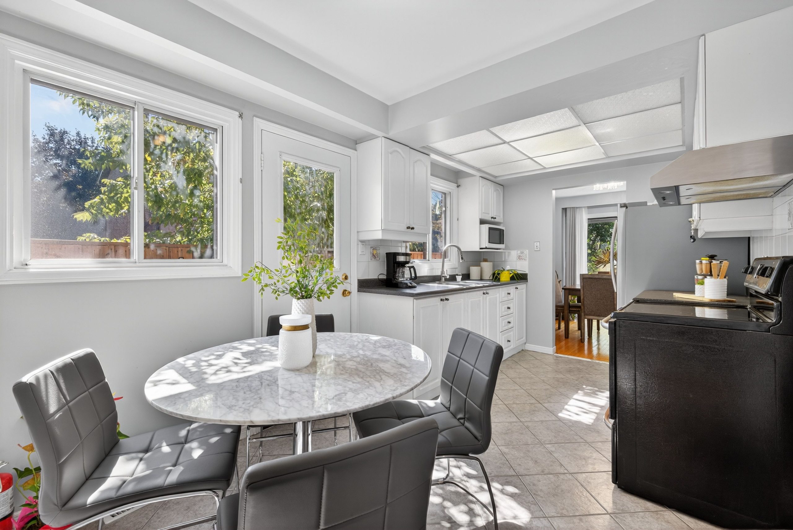 82 Lilac Avenue_118