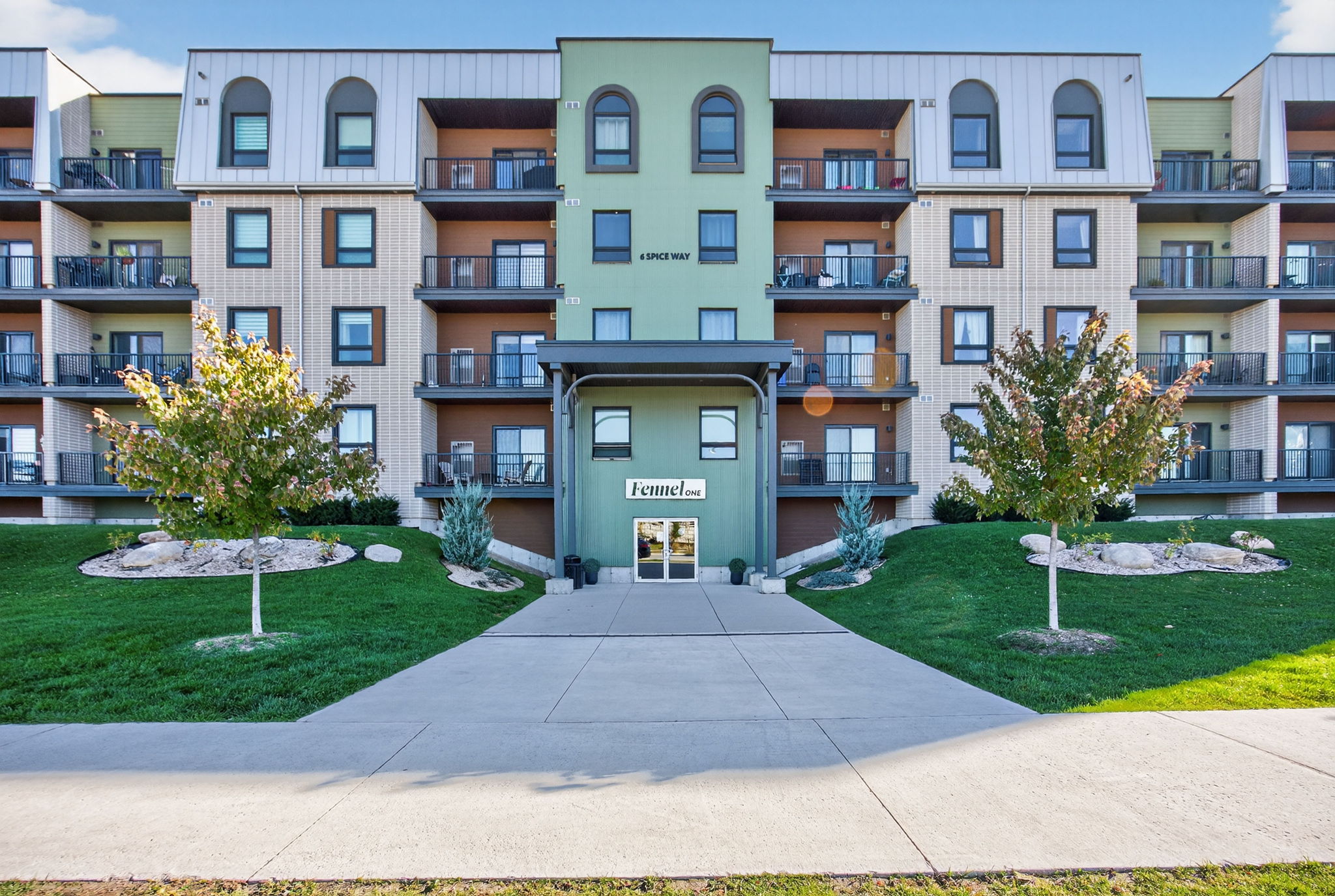 104-6 Spice Way, Barrie
