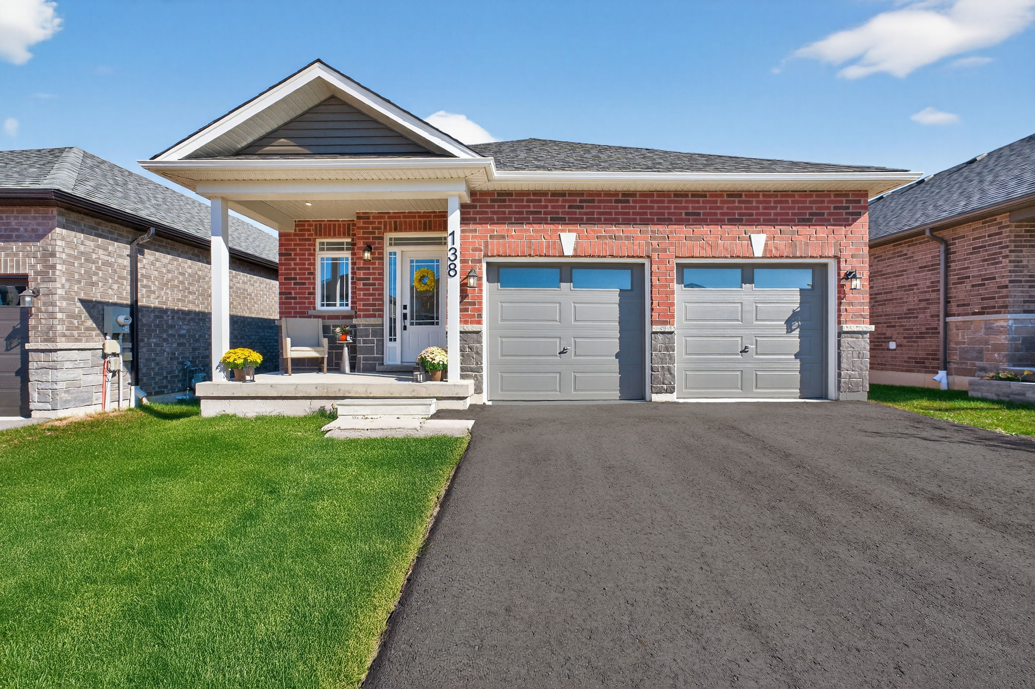 138 Ritchie Cres, Elmvale
