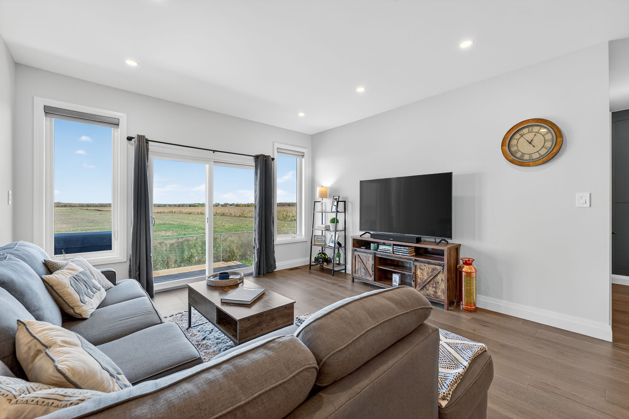 138 Ritchie Crescent_118