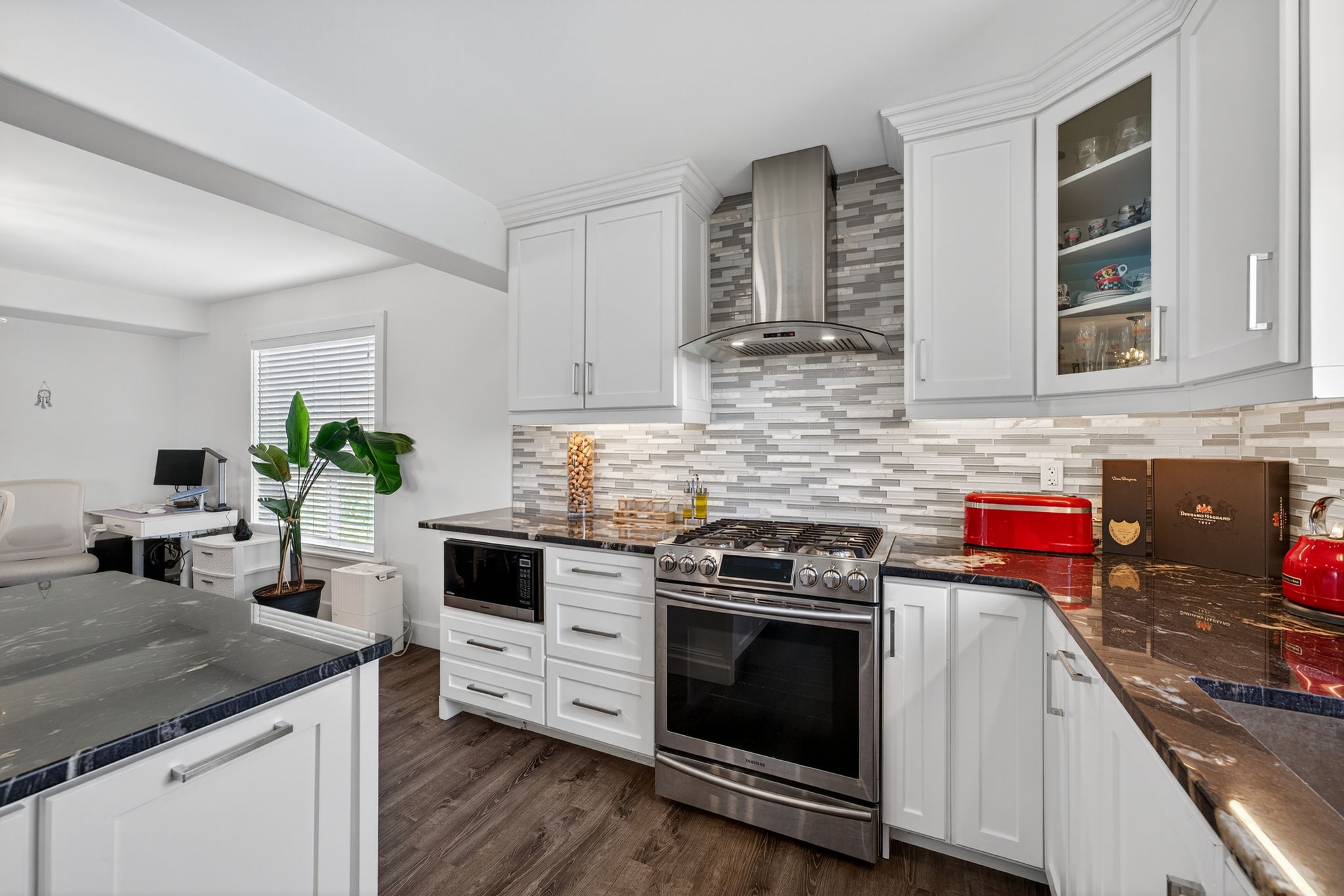 3159 Bass Lake Side Road E, Orillia018