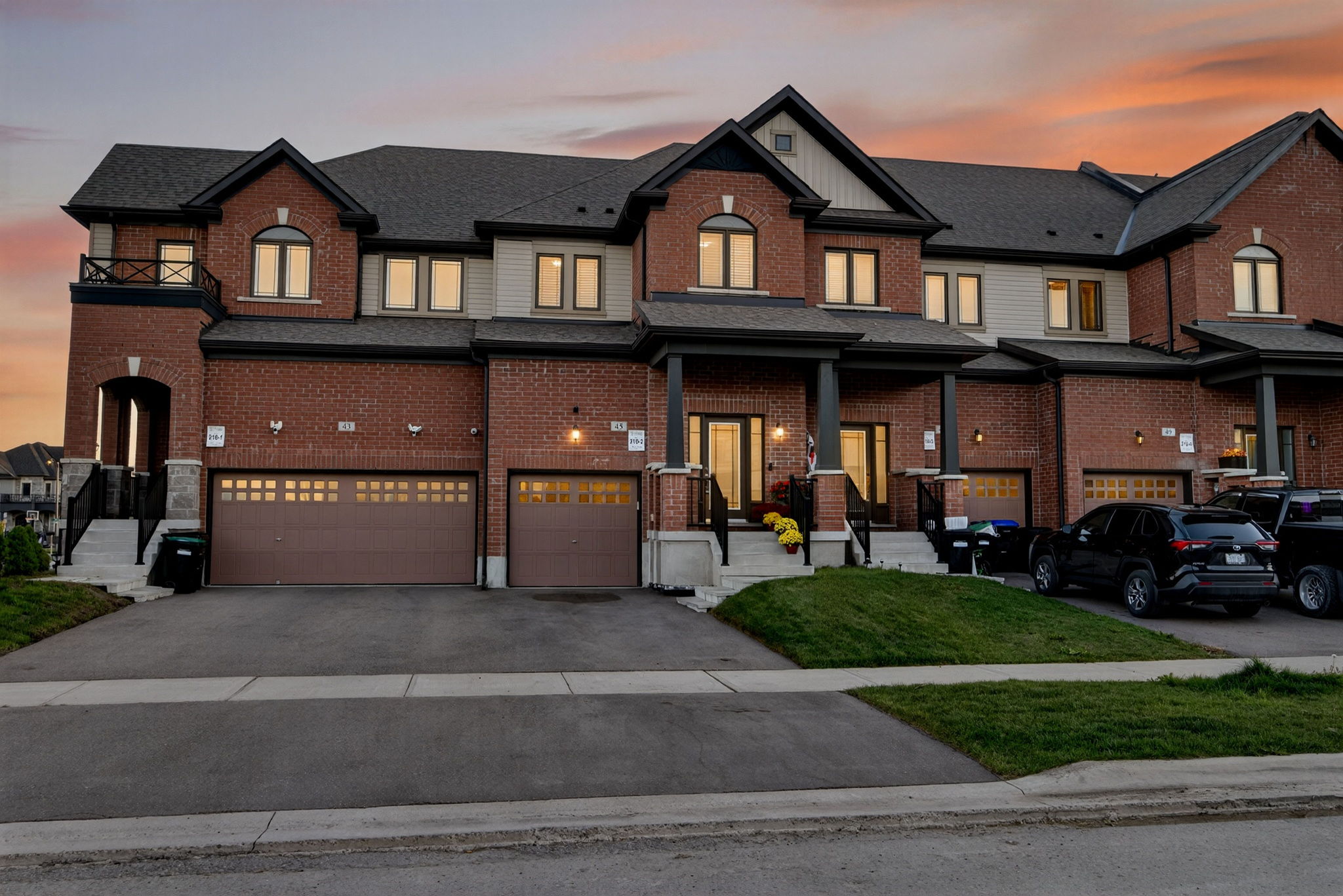 45 Lorne Thomas Place New Tecumseth
