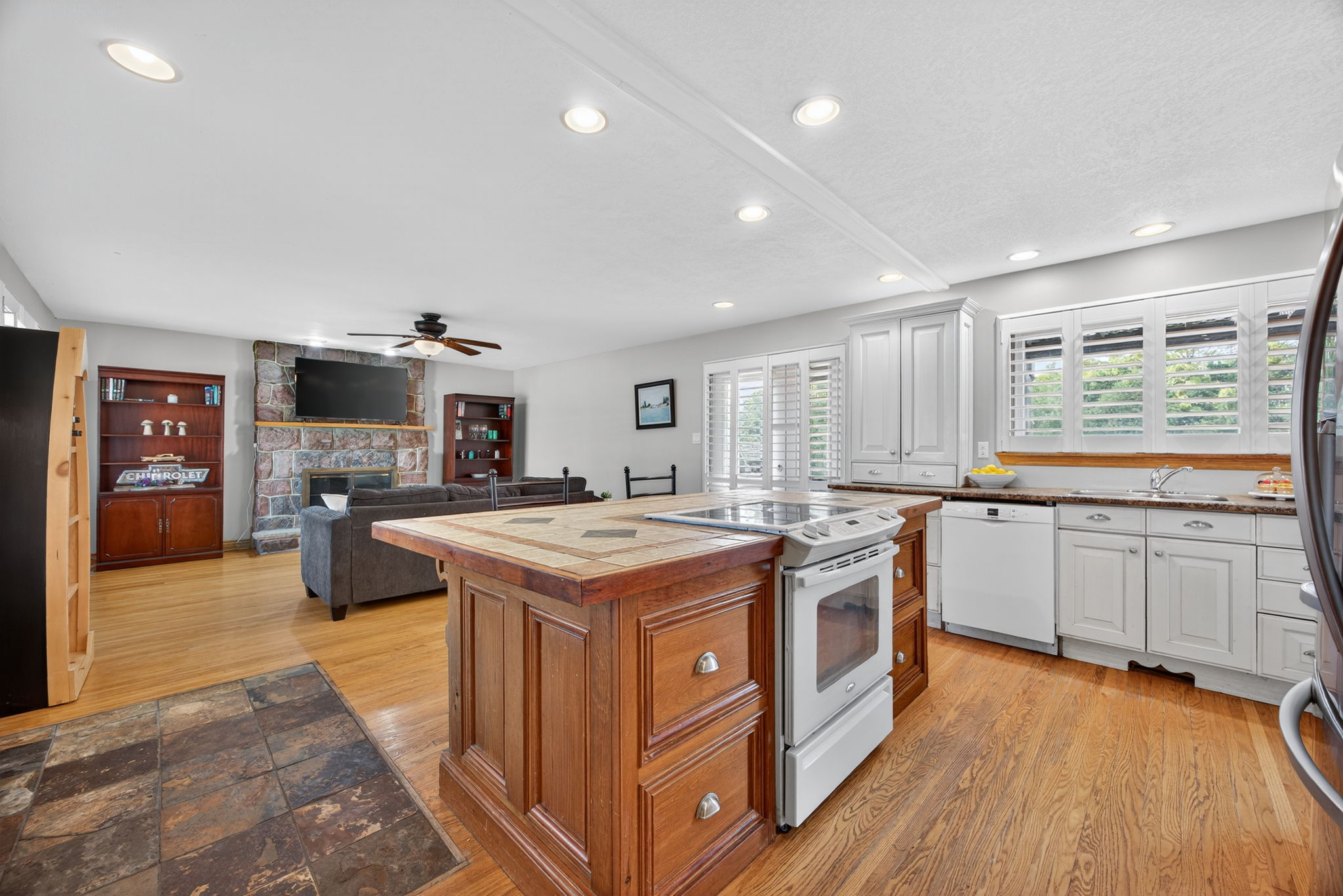 451 Jamieson Drive_116