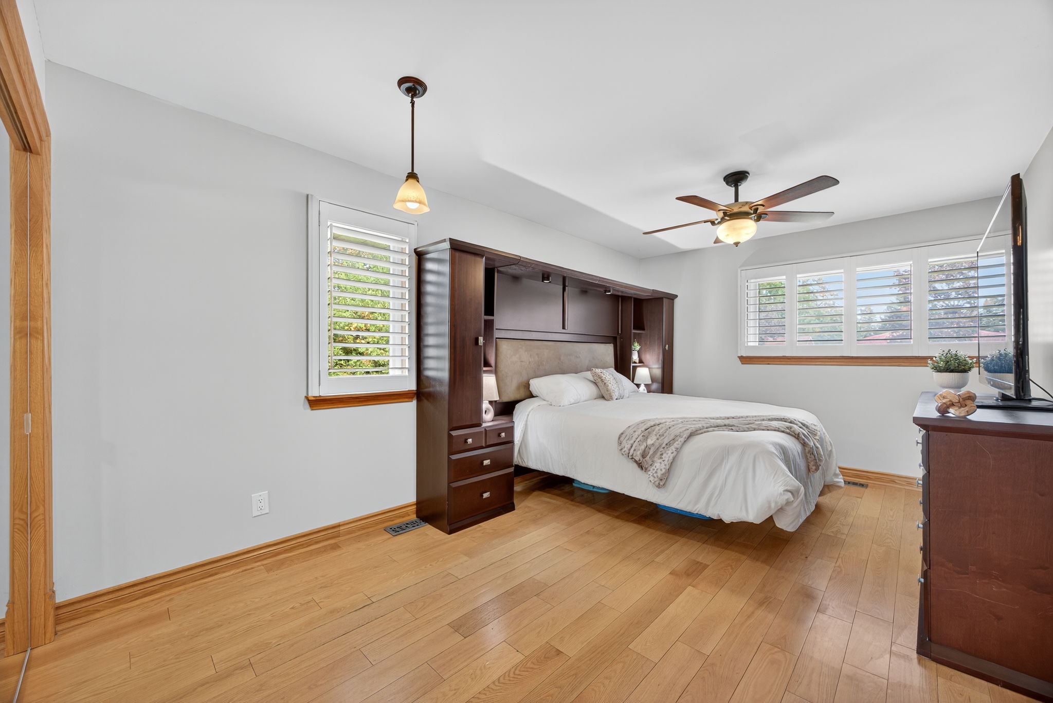 451 Jamieson Drive_123