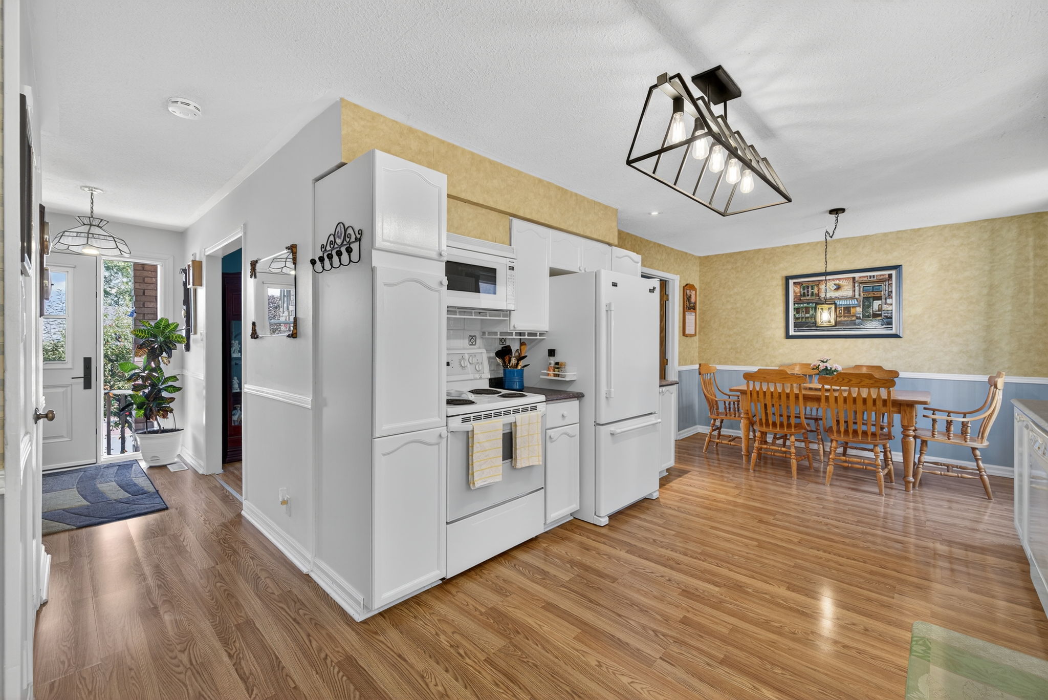 78 Collings Avenue_115