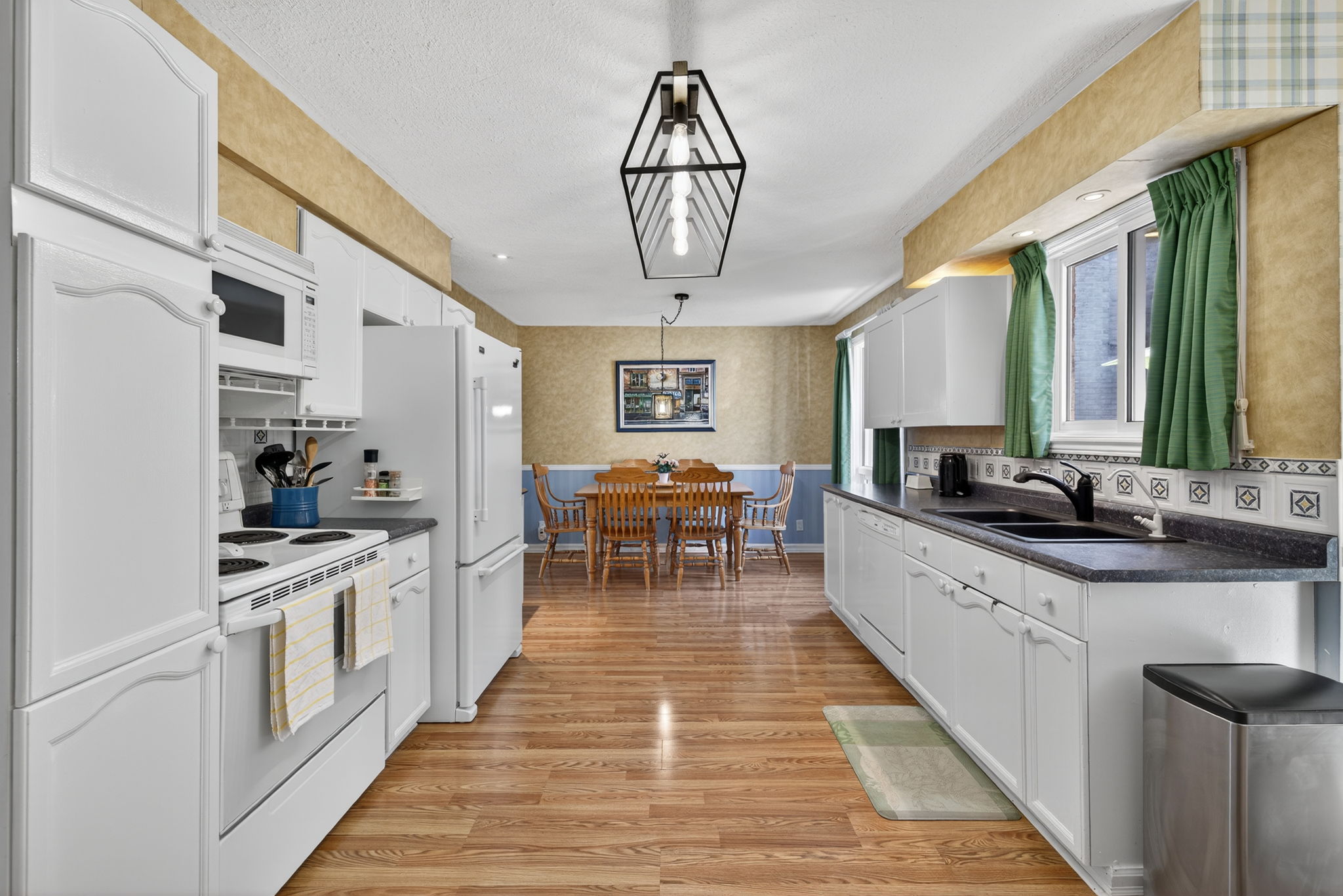 78 Collings Avenue_116