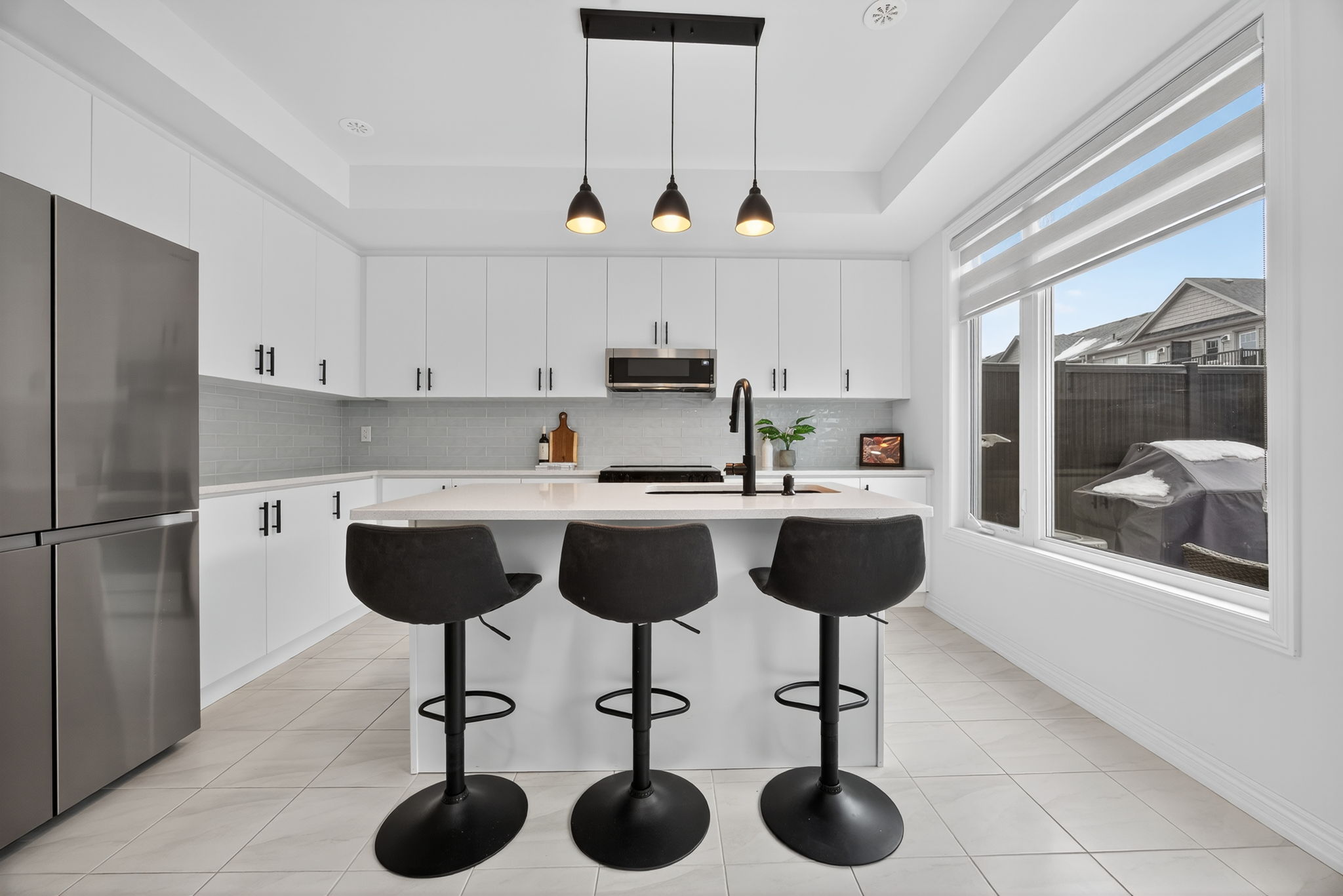 11810 Tenth Line_114