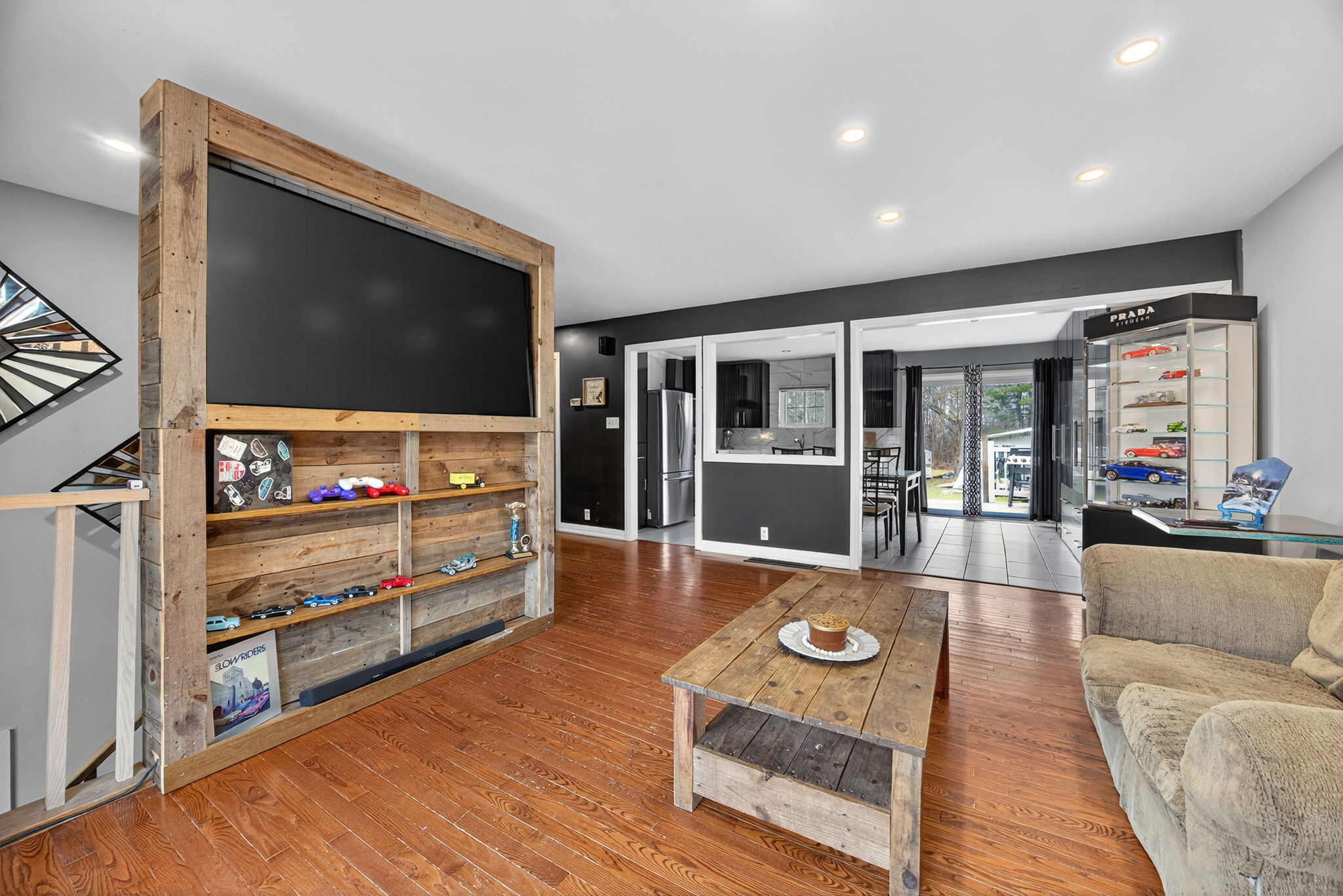 120 Switzer Street_110