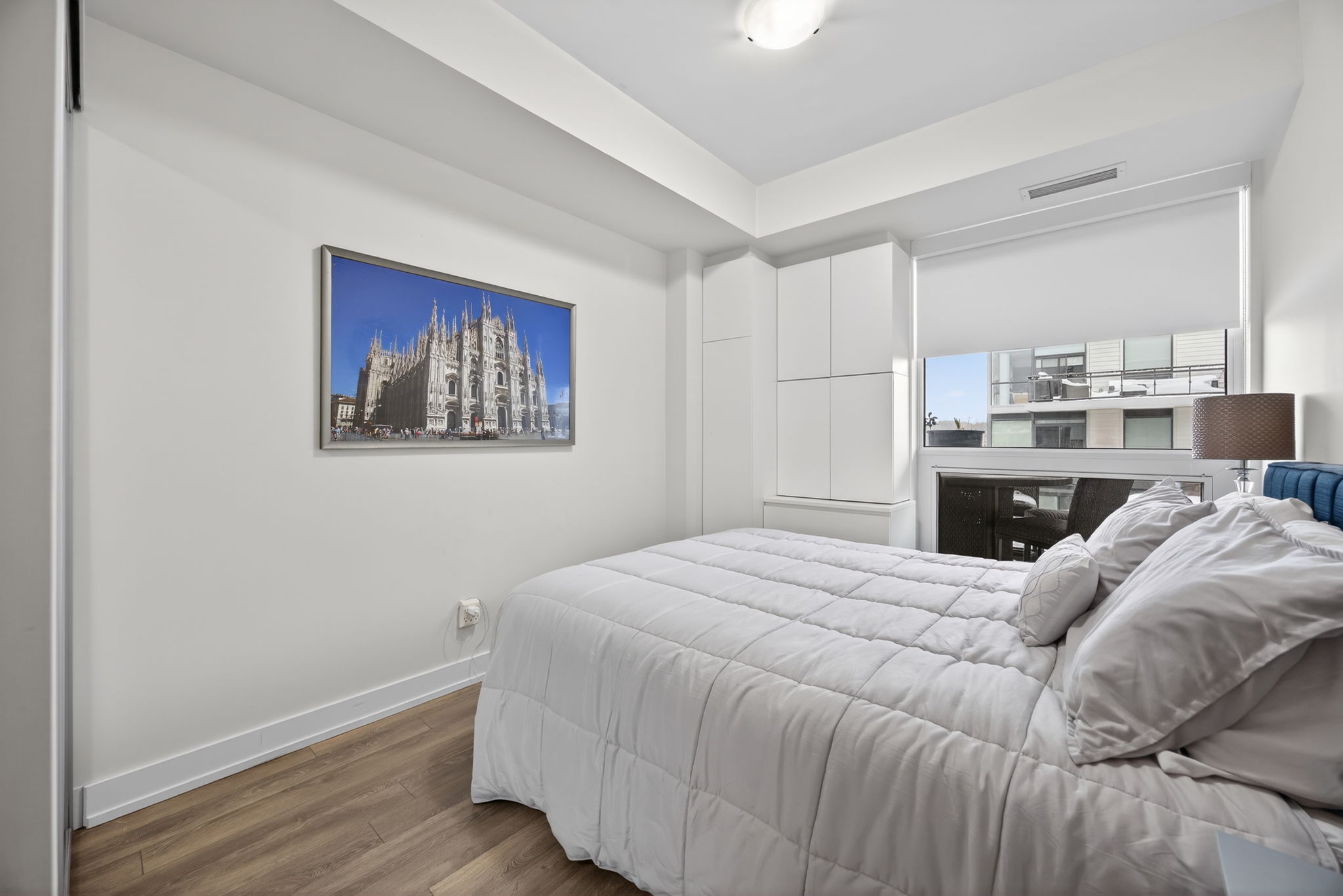 C315-301 Sea Ray Avenue_120