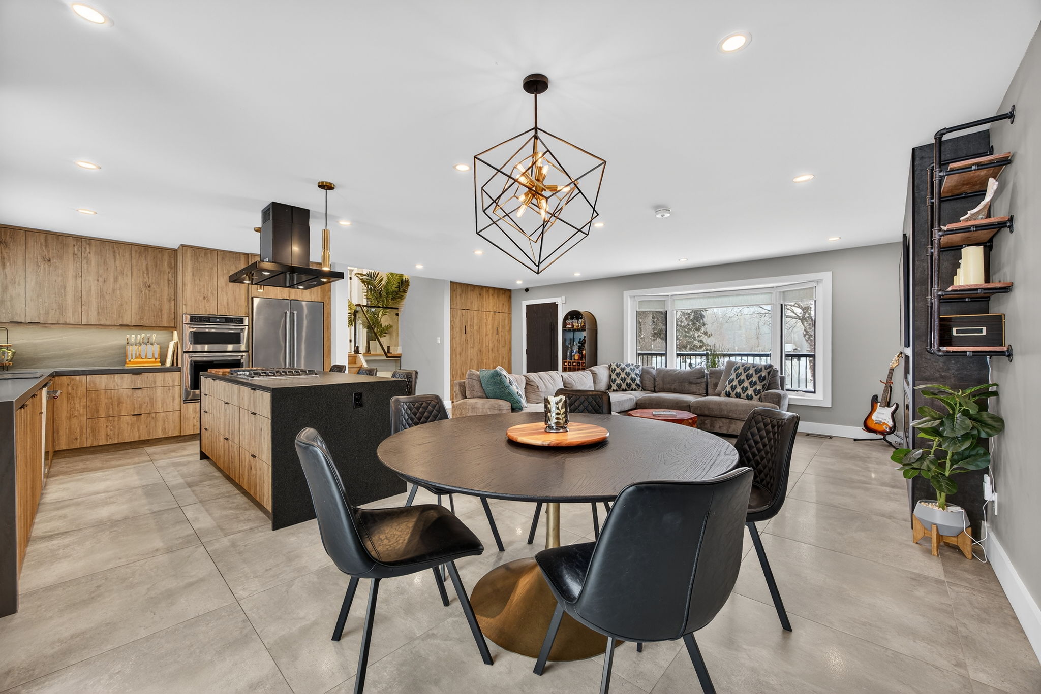 1386 Gilford Road_INT_111