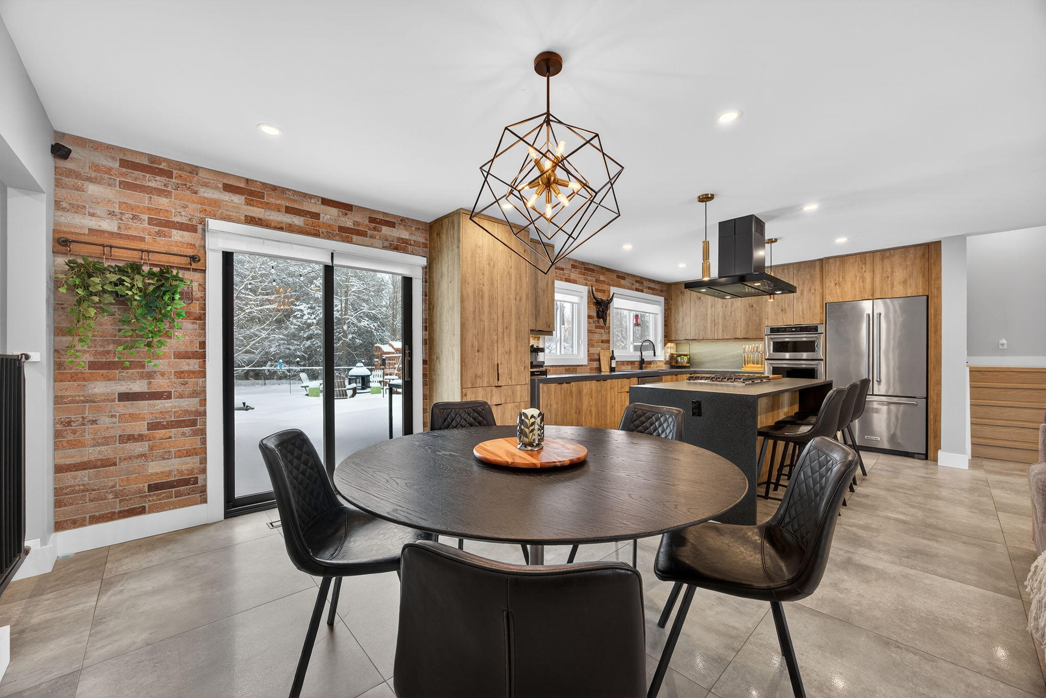 1386 Gilford Road_INT_112