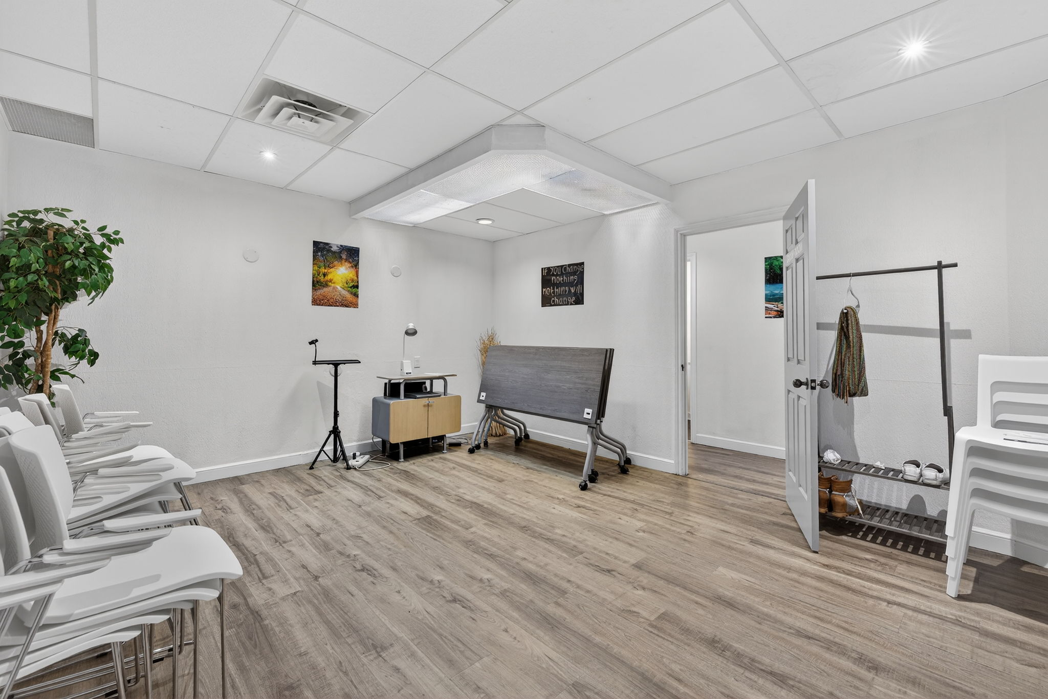 227 Eagle Street_108